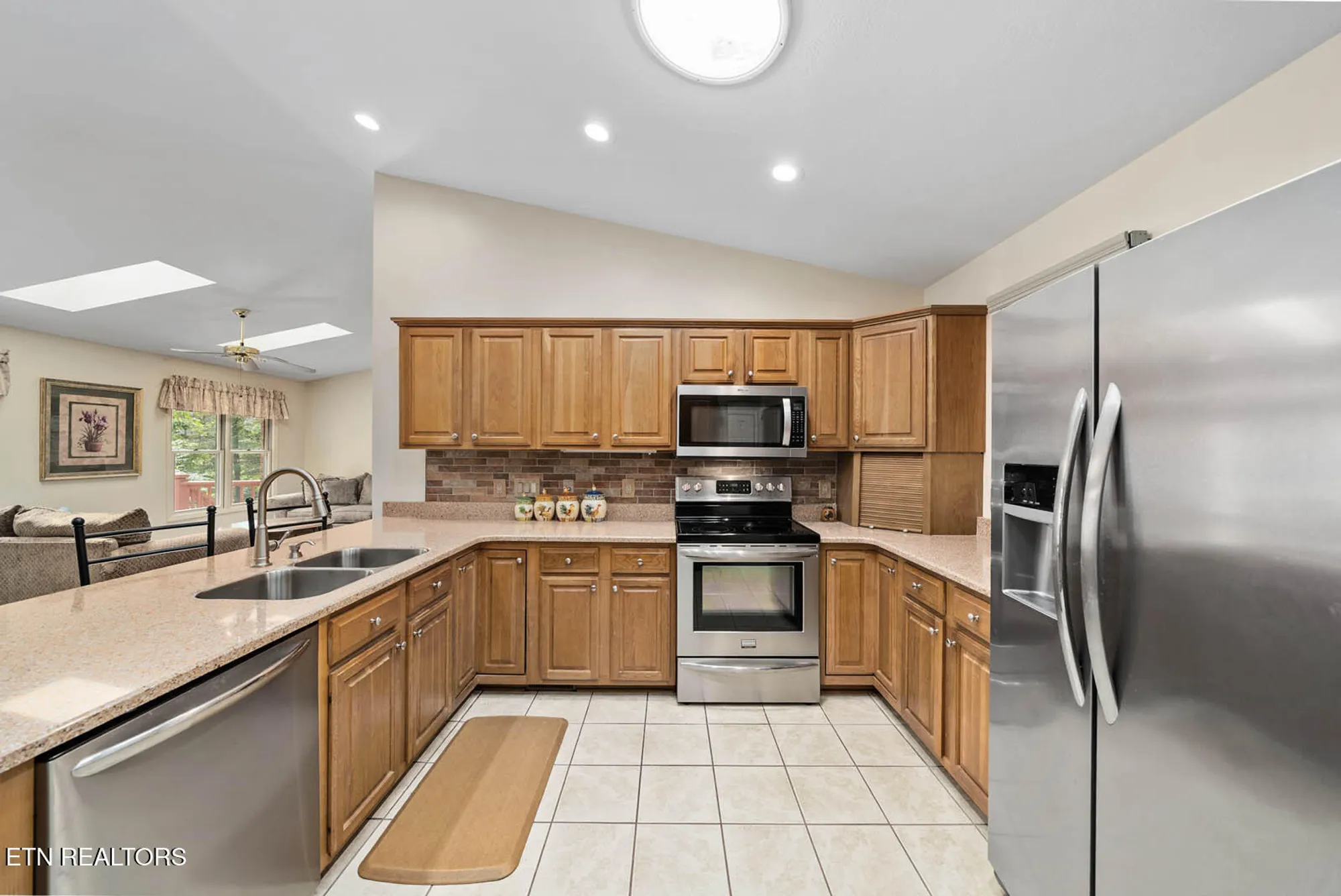 Property Slideshow image 13 of 43 | 191 snead dr, Crossville, TN, 38558