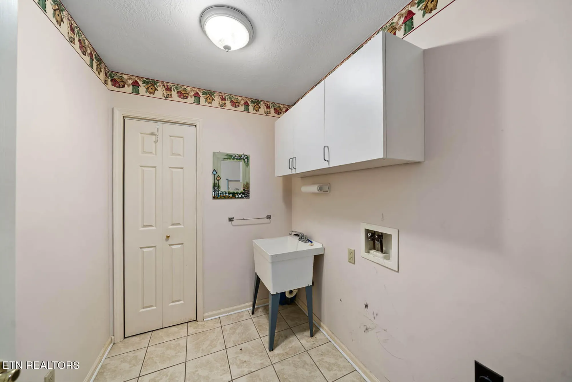 Property Slideshow image 15 of 43 | 191 snead dr, Crossville, TN, 38558