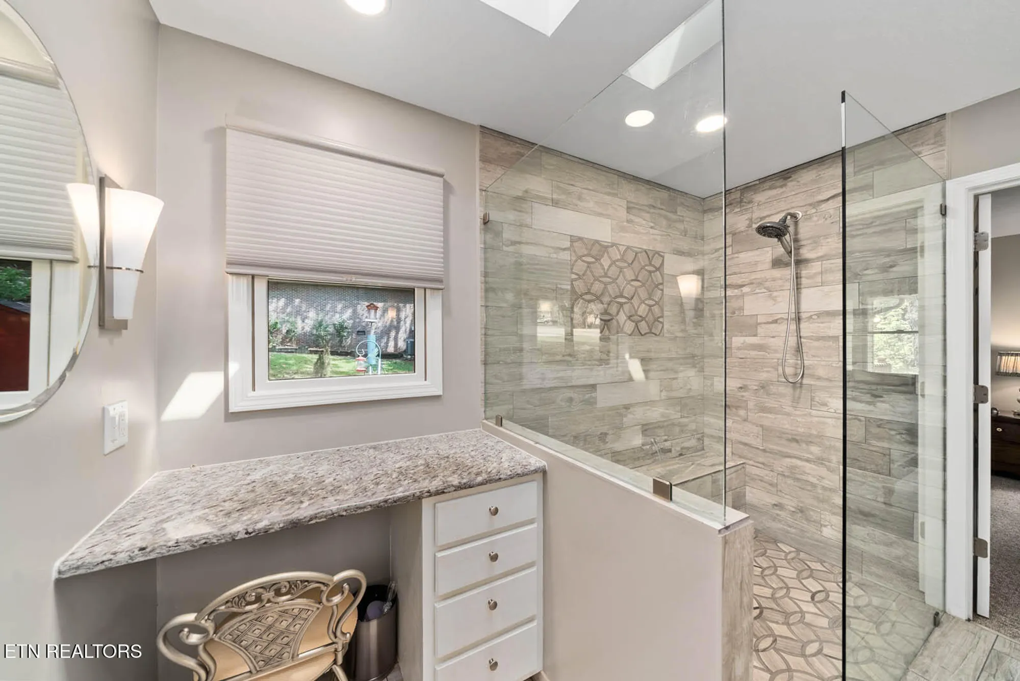 Property Slideshow image 22 of 43 | 191 snead dr, Crossville, TN, 38558