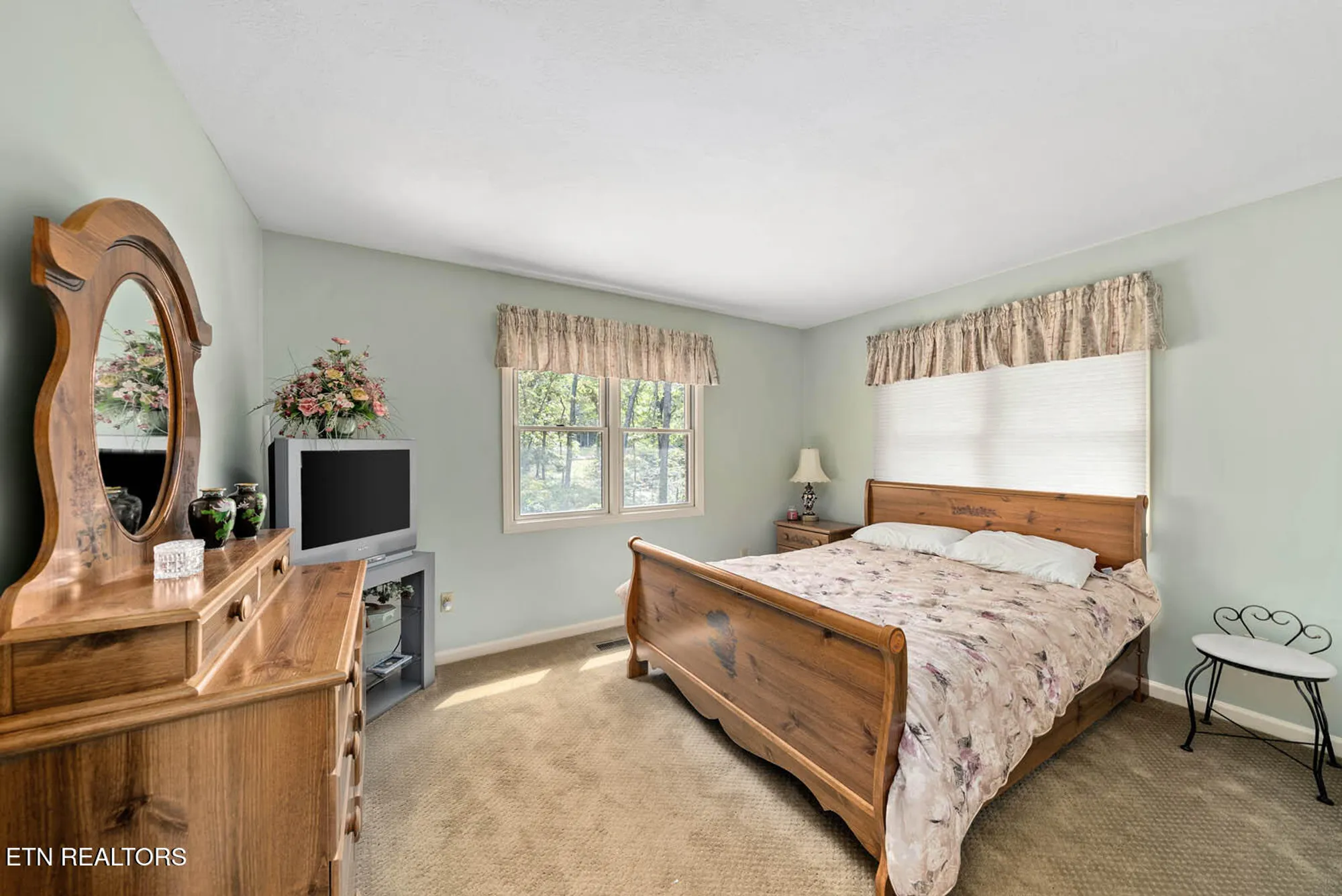 Property Slideshow image 27 of 43 | 191 snead dr, Crossville, TN, 38558