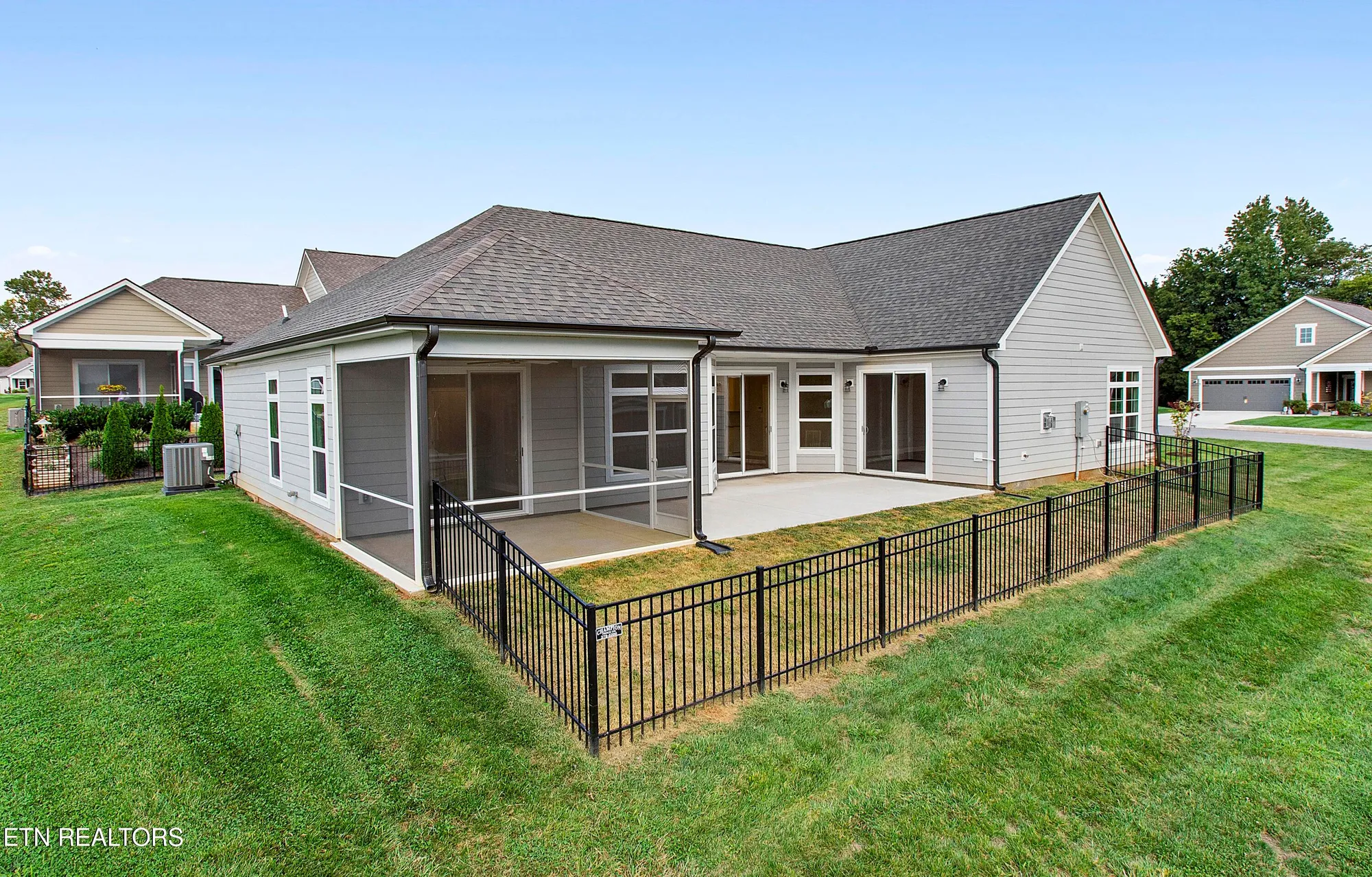 Property Slideshow image 40 of 43 | 328 cedar branch trl, Lenoir City, TN, 37772