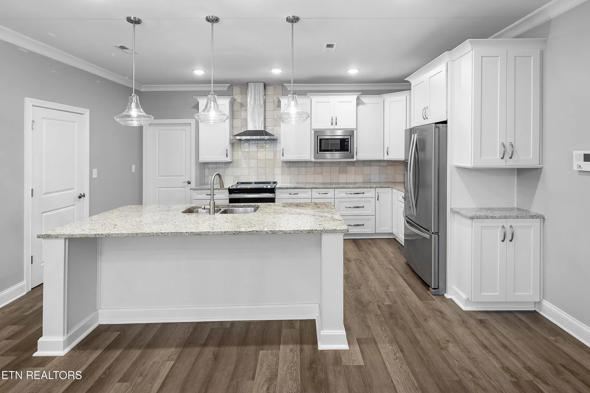 Property Slideshow image 20 of 43 | 328 cedar branch trl, Lenoir City, TN, 37772