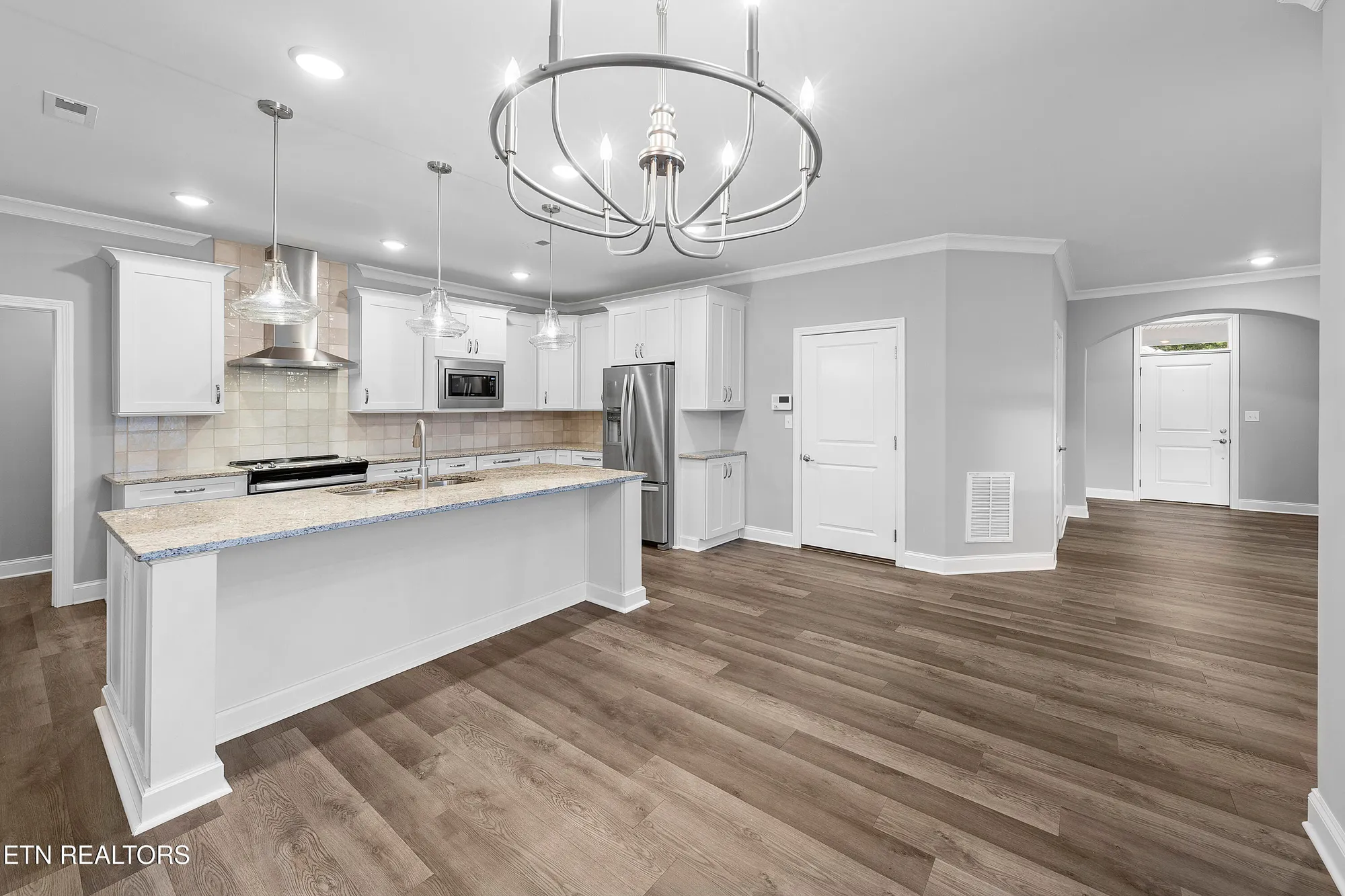 Property Slideshow image 14 of 43 | 328 cedar branch trl, Lenoir City, TN, 37772