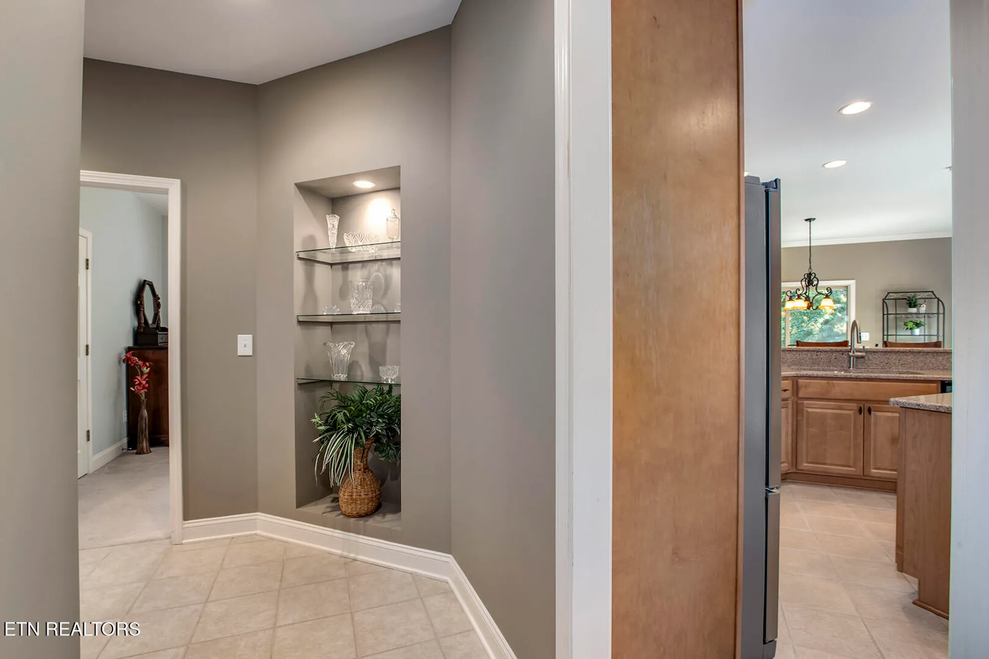 Property Slideshow image 27 of 61 | 178 tommotley dr, Loudon, TN, 37774