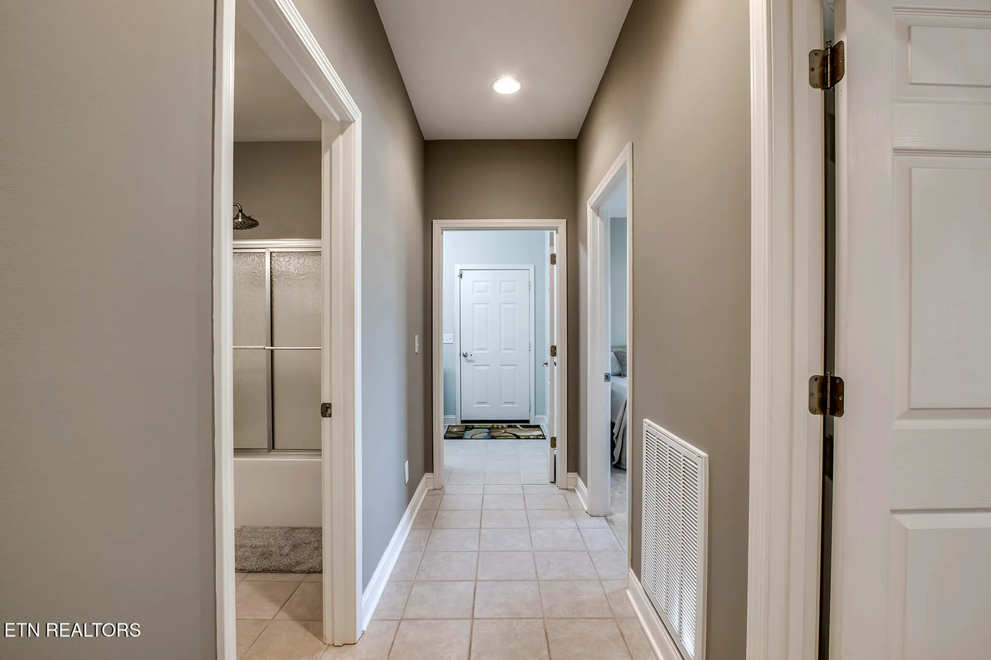 Property Slideshow image 29 of 61 | 178 tommotley dr, Loudon, TN, 37774