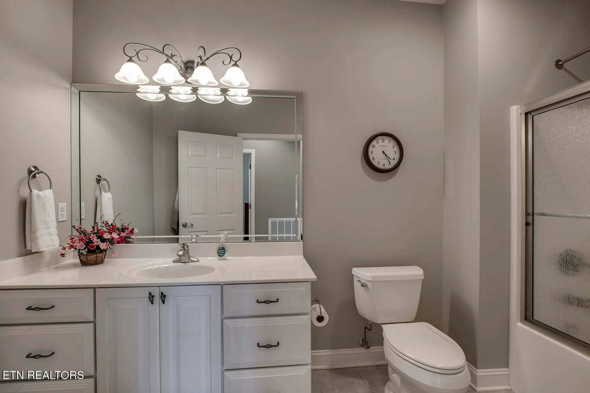 Property Slideshow image 31 of 61 | 178 tommotley dr, Loudon, TN, 37774