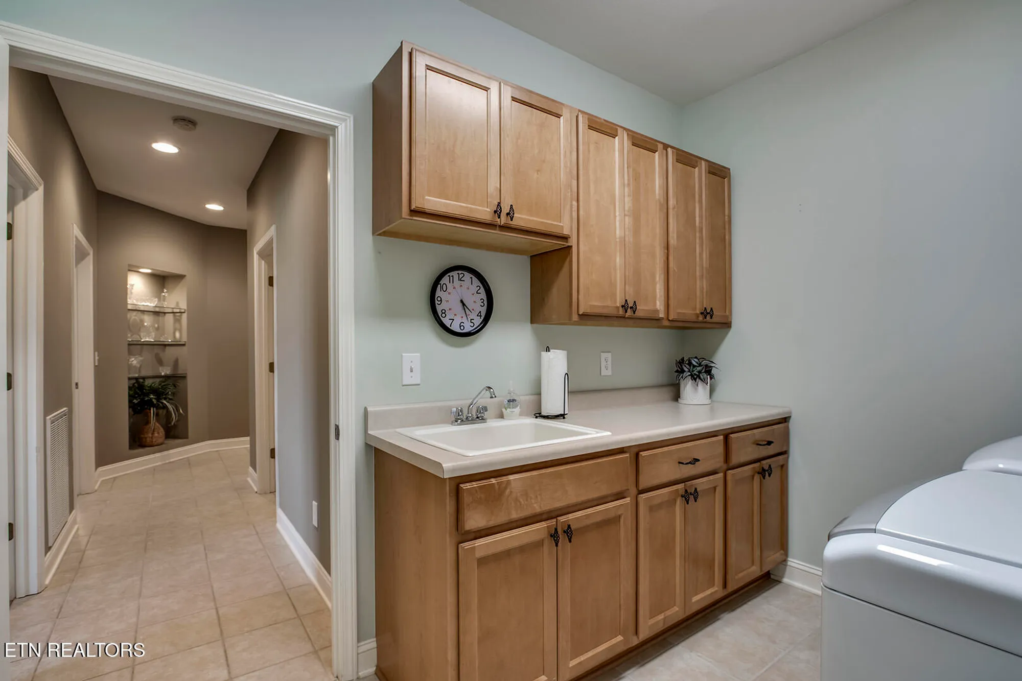 Property Slideshow image 35 of 61 | 178 tommotley dr, Loudon, TN, 37774