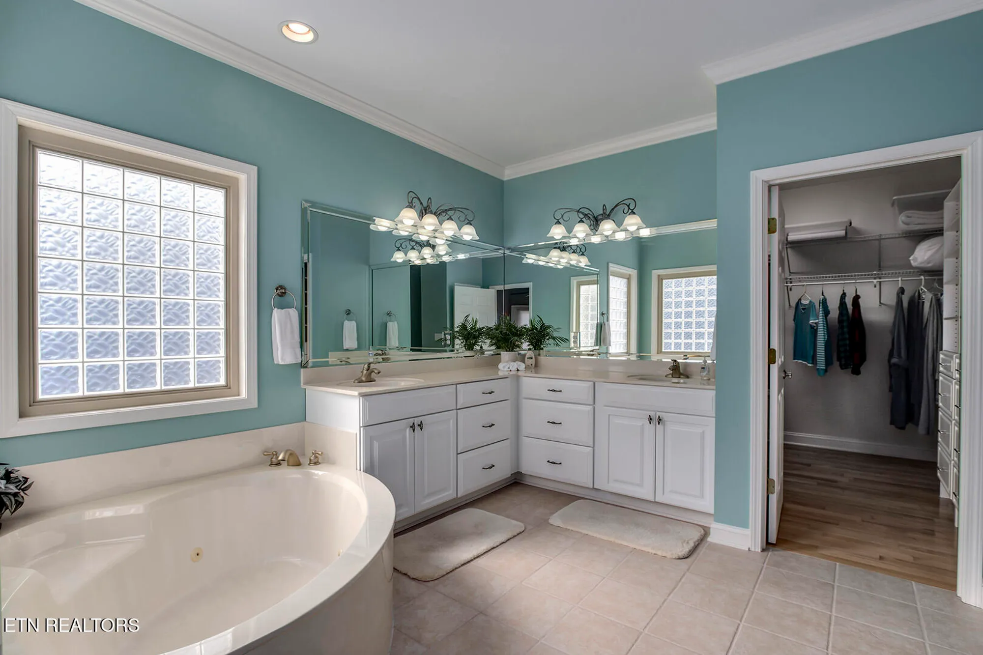 Property Slideshow image 45 of 61 | 178 tommotley dr, Loudon, TN, 37774