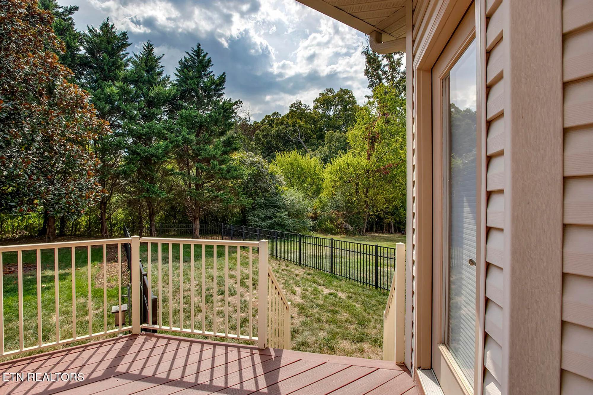 Property Slideshow image 48 of 61 | 178 tommotley dr, Loudon, TN, 37774