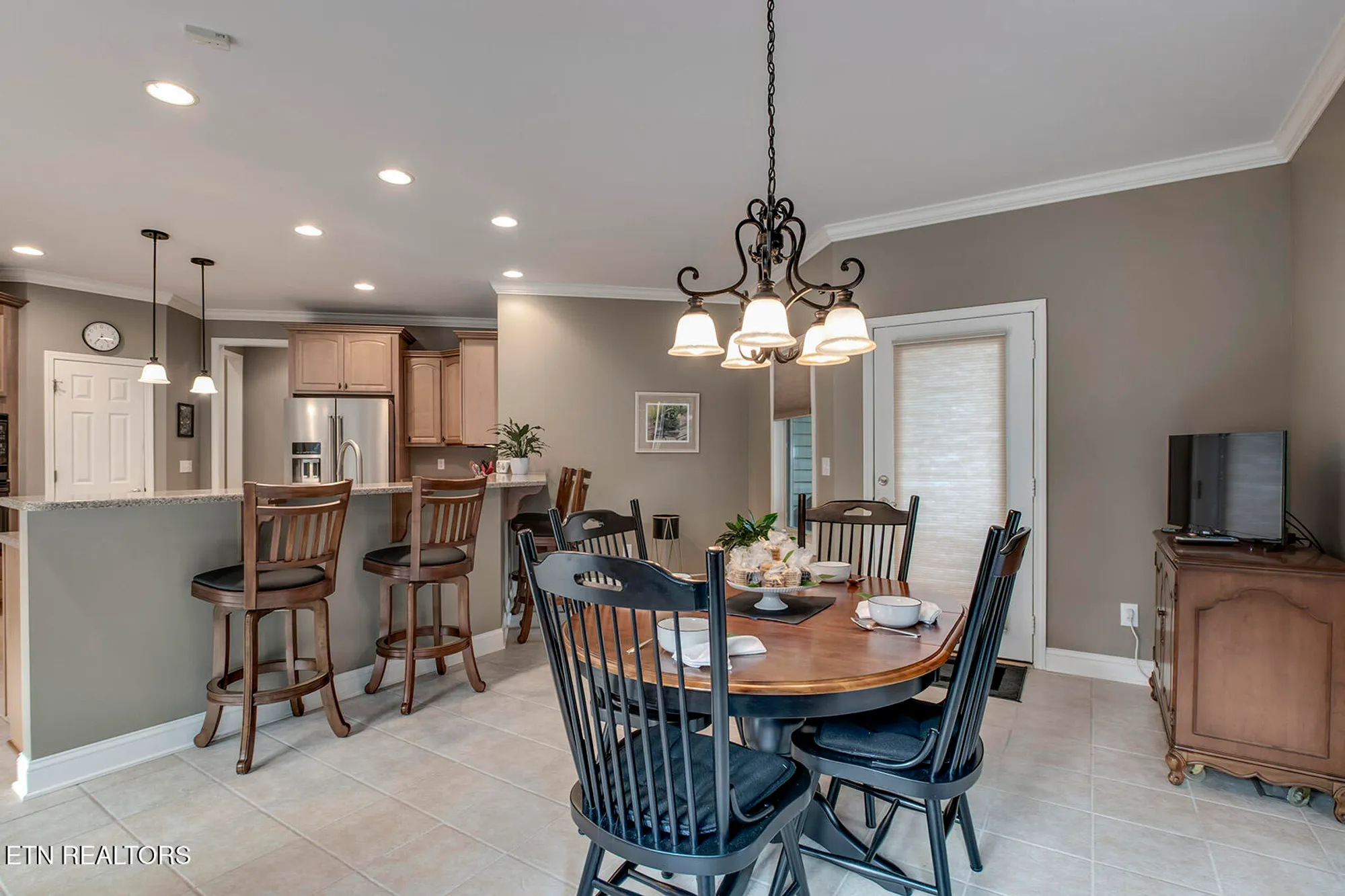 Property Slideshow image 14 of 61 | 178 tommotley dr, Loudon, TN, 37774