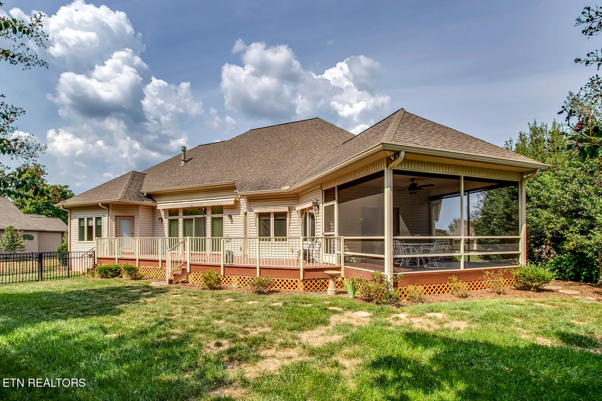 Property Slideshow image 54 of 61 | 178 tommotley dr, Loudon, TN, 37774