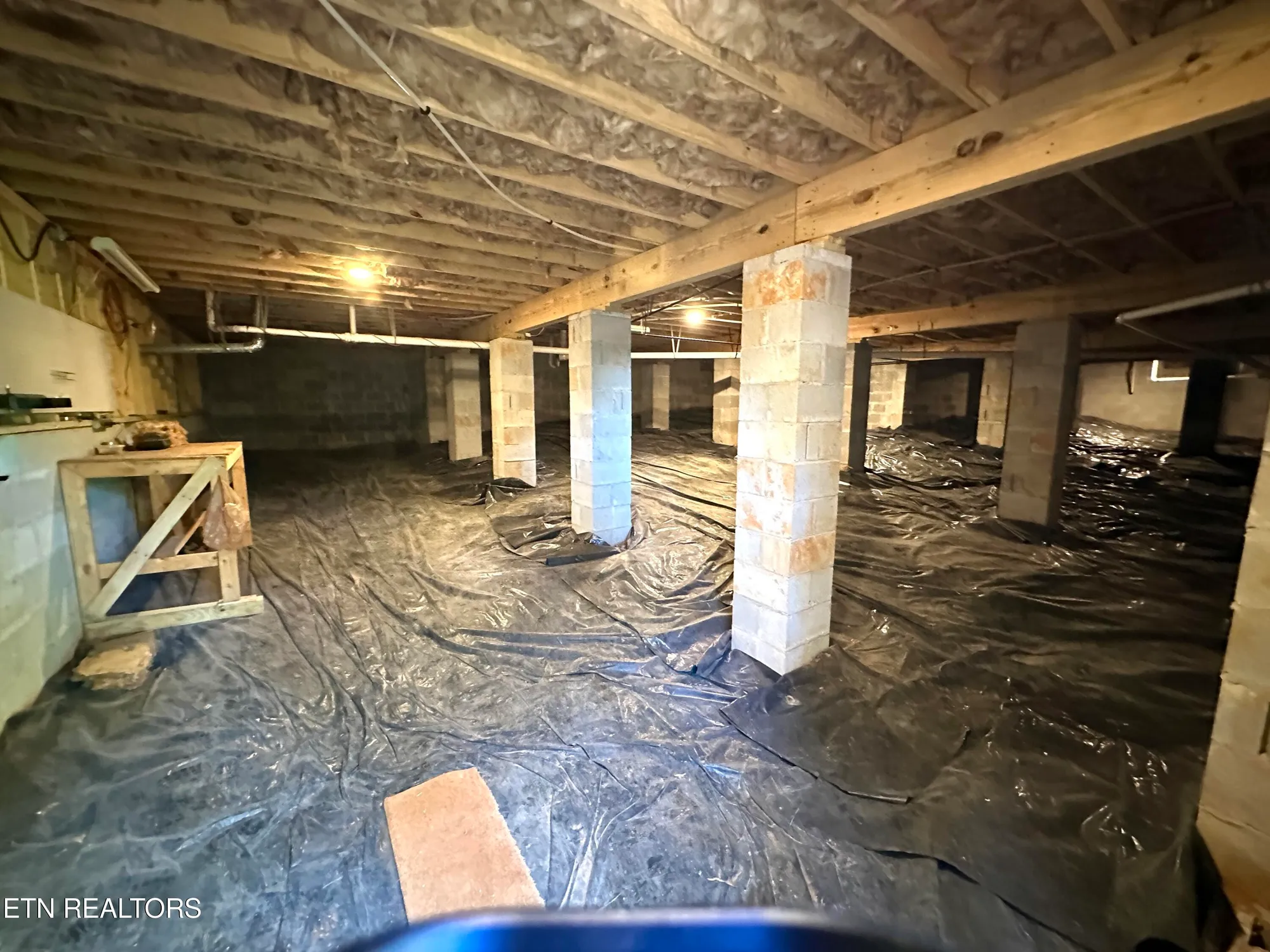 Property Slideshow image 16 of 17 | 218 mialaquo rd, Loudon, TN, 37774