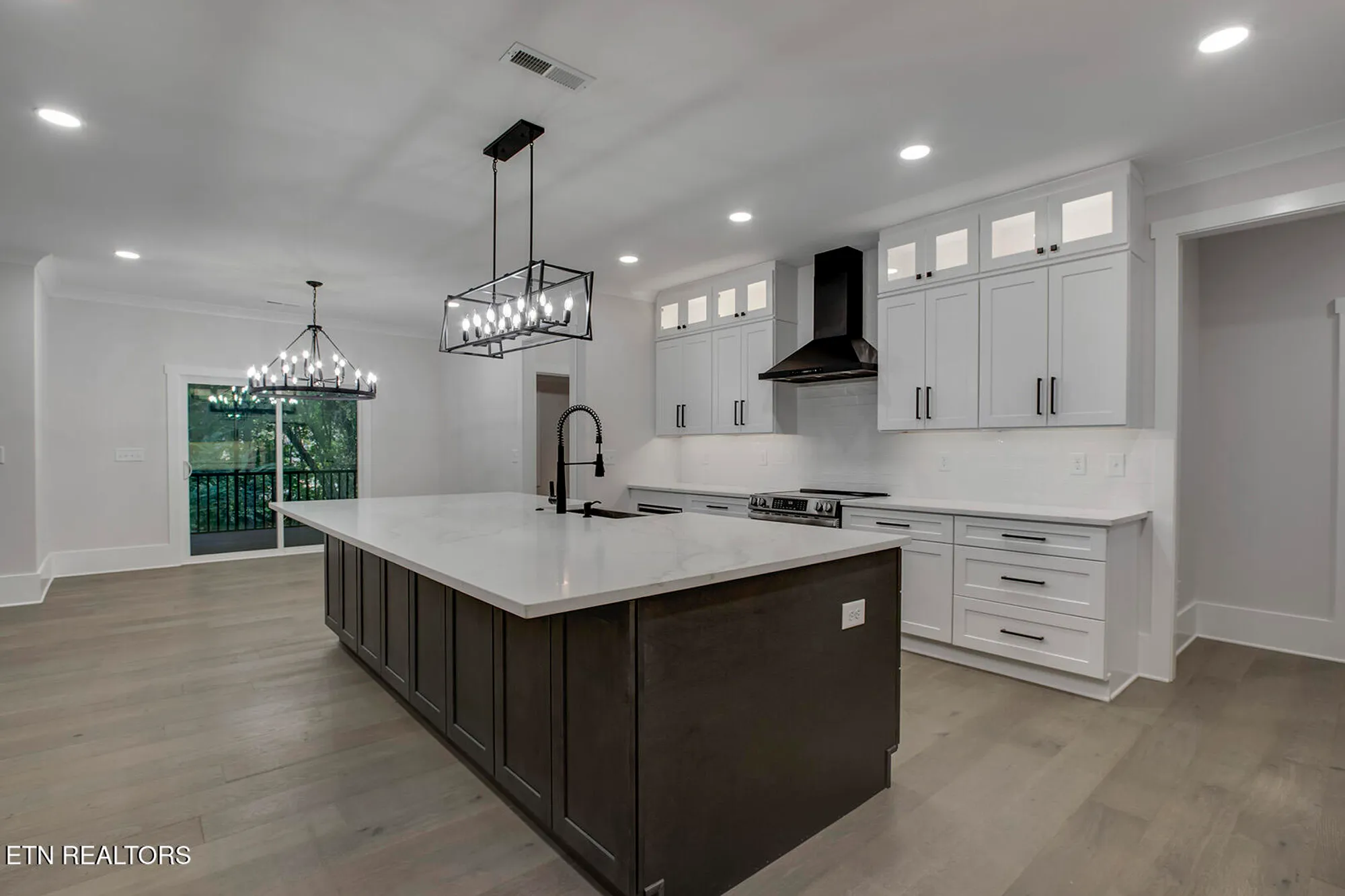 Property Slideshow image 17 of 50 | 108 oostagala dr, Loudon, TN, 37774