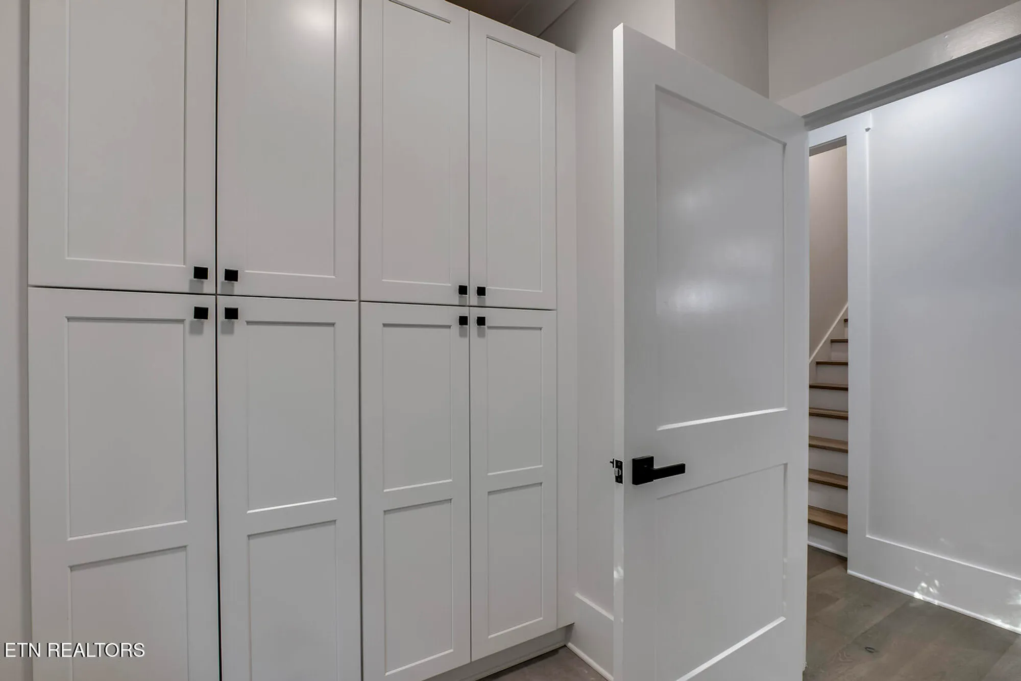 Property Slideshow image 33 of 50 | 108 oostagala dr, Loudon, TN, 37774