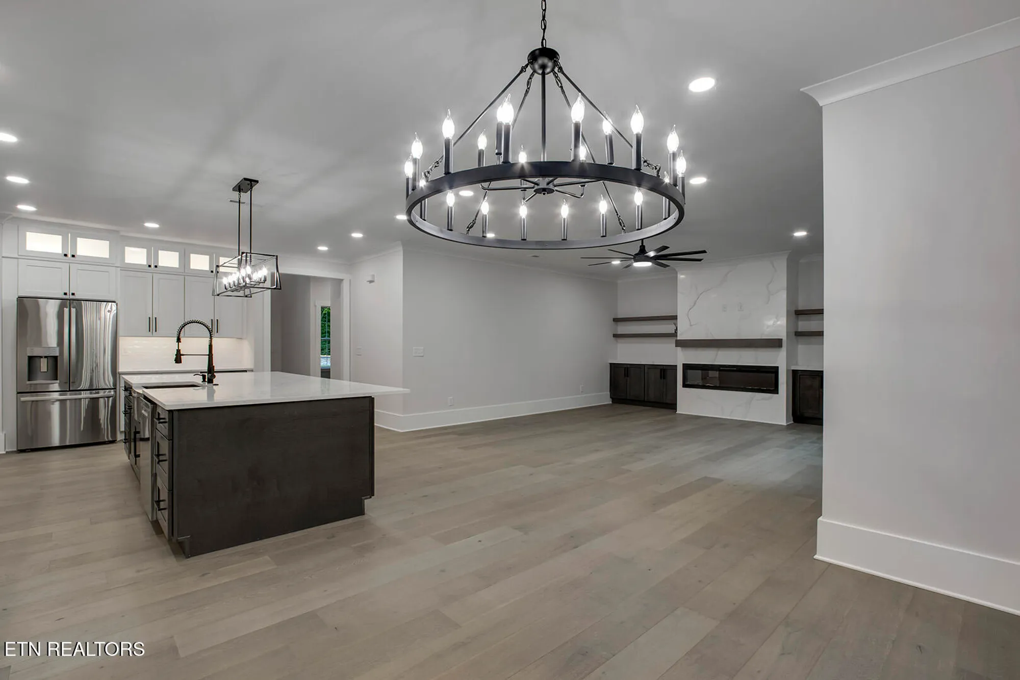 Property Slideshow image 12 of 50 | 108 oostagala dr, Loudon, TN, 37774