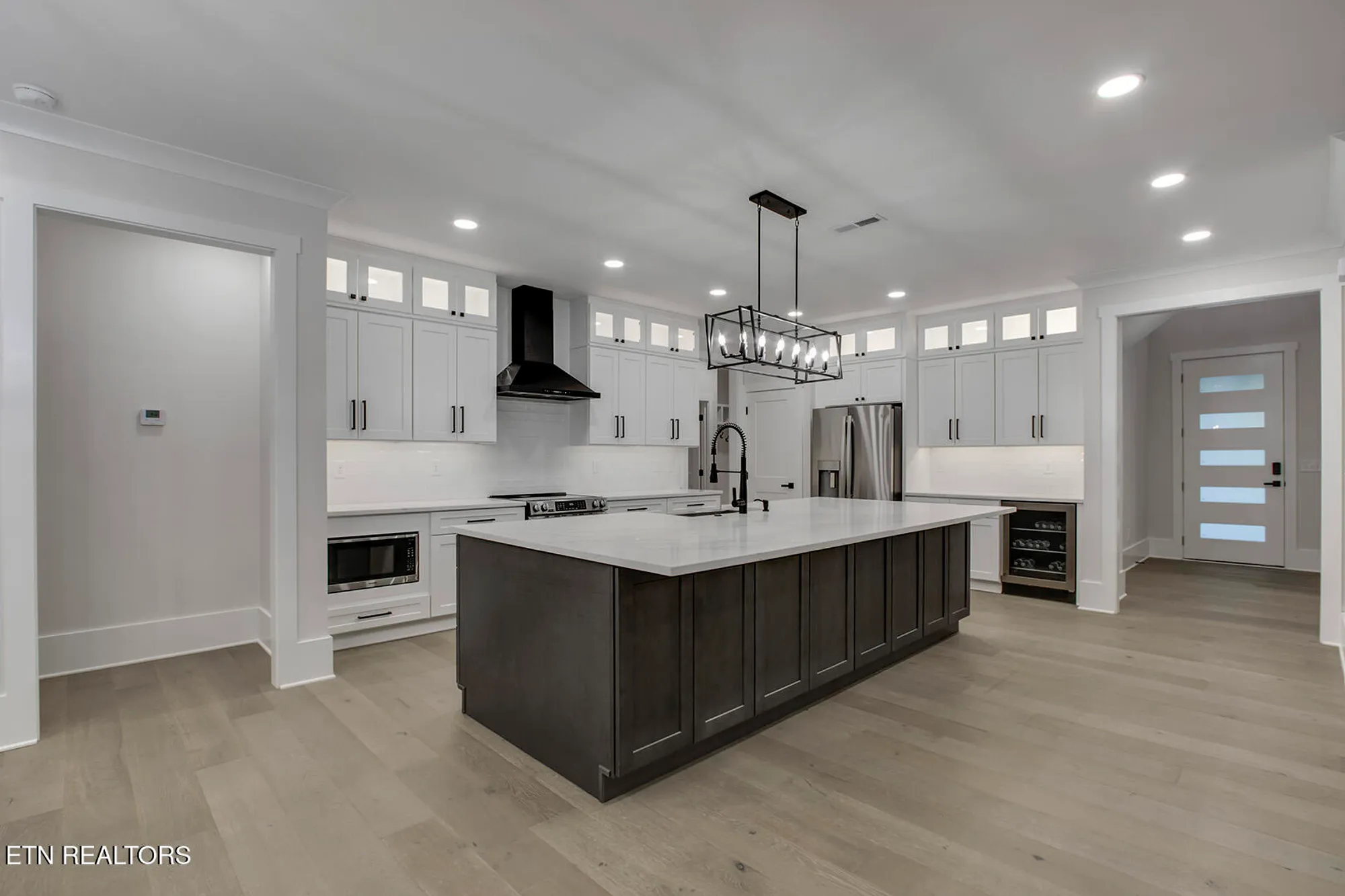 Property Slideshow image 13 of 50 | 108 oostagala dr, Loudon, TN, 37774