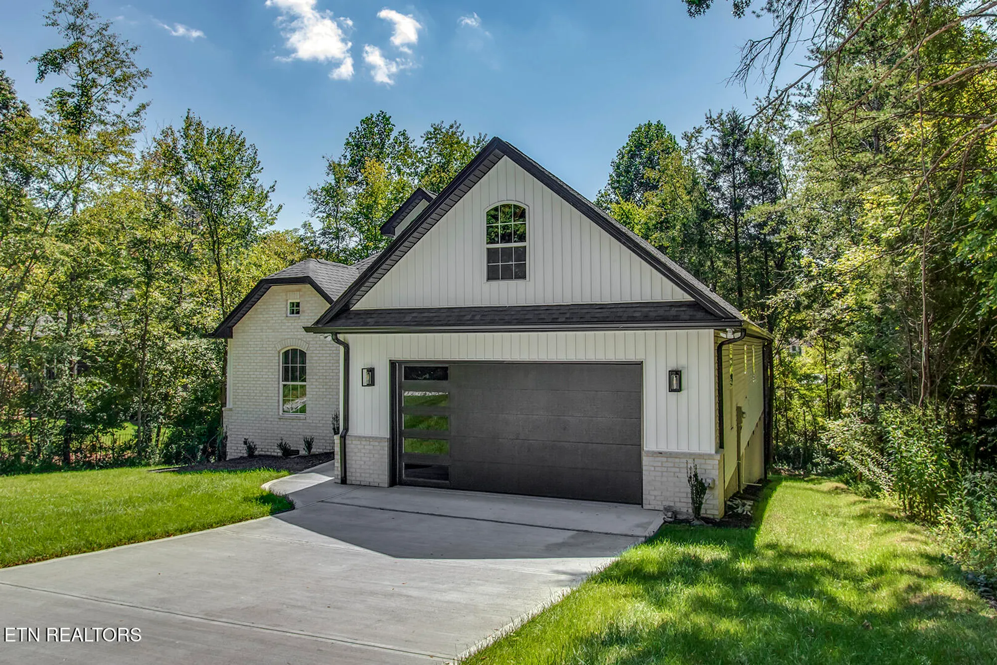 Property Slideshow image 41 of 50 | 108 oostagala dr, Loudon, TN, 37774