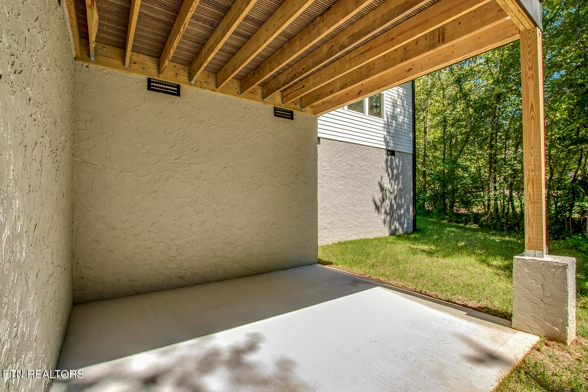 Property Slideshow image 44 of 50 | 108 oostagala dr, Loudon, TN, 37774