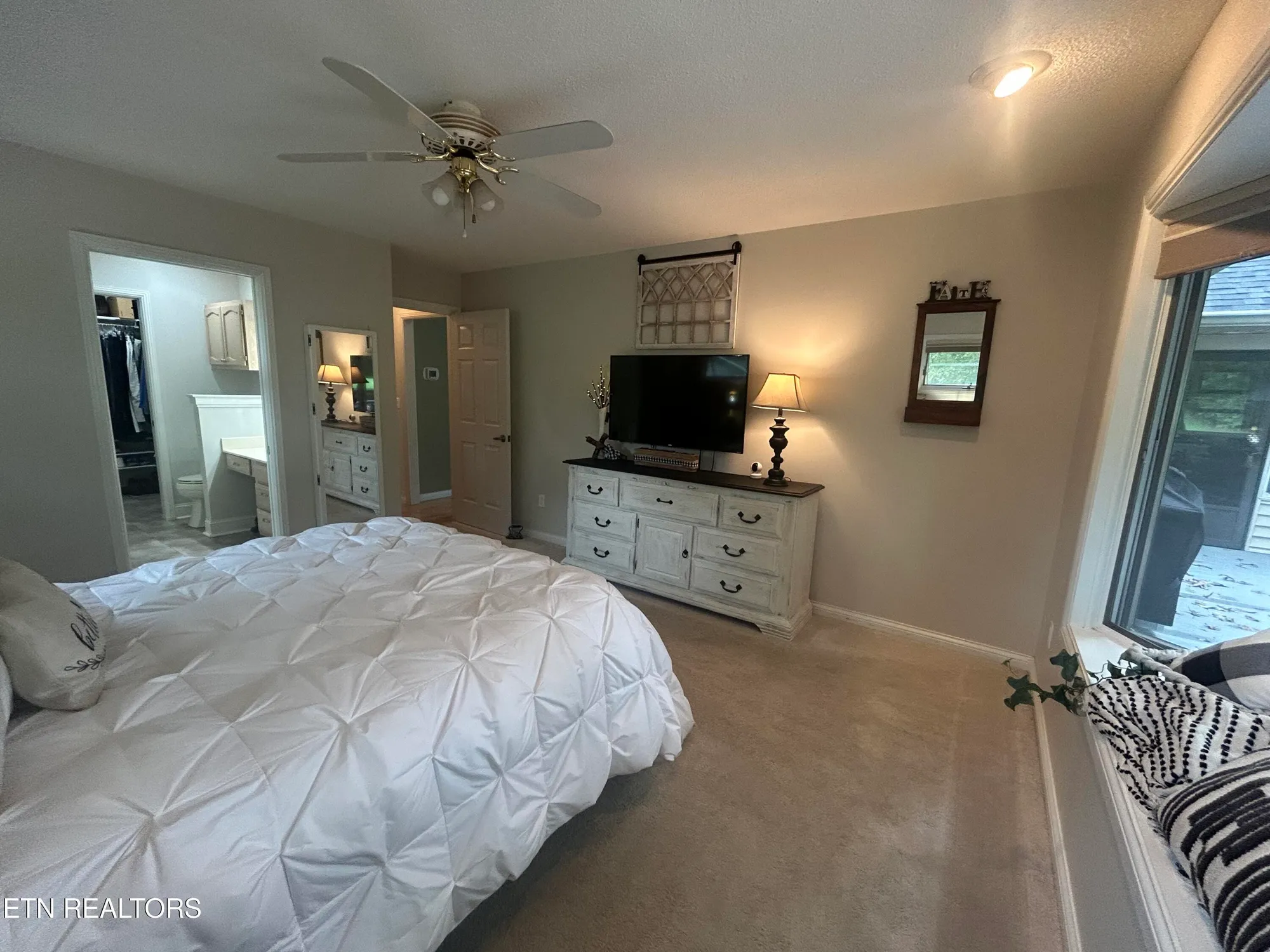 Property Slideshow image 13 of 52 | 37 clinebrook dr, Crossville, TN, 38558