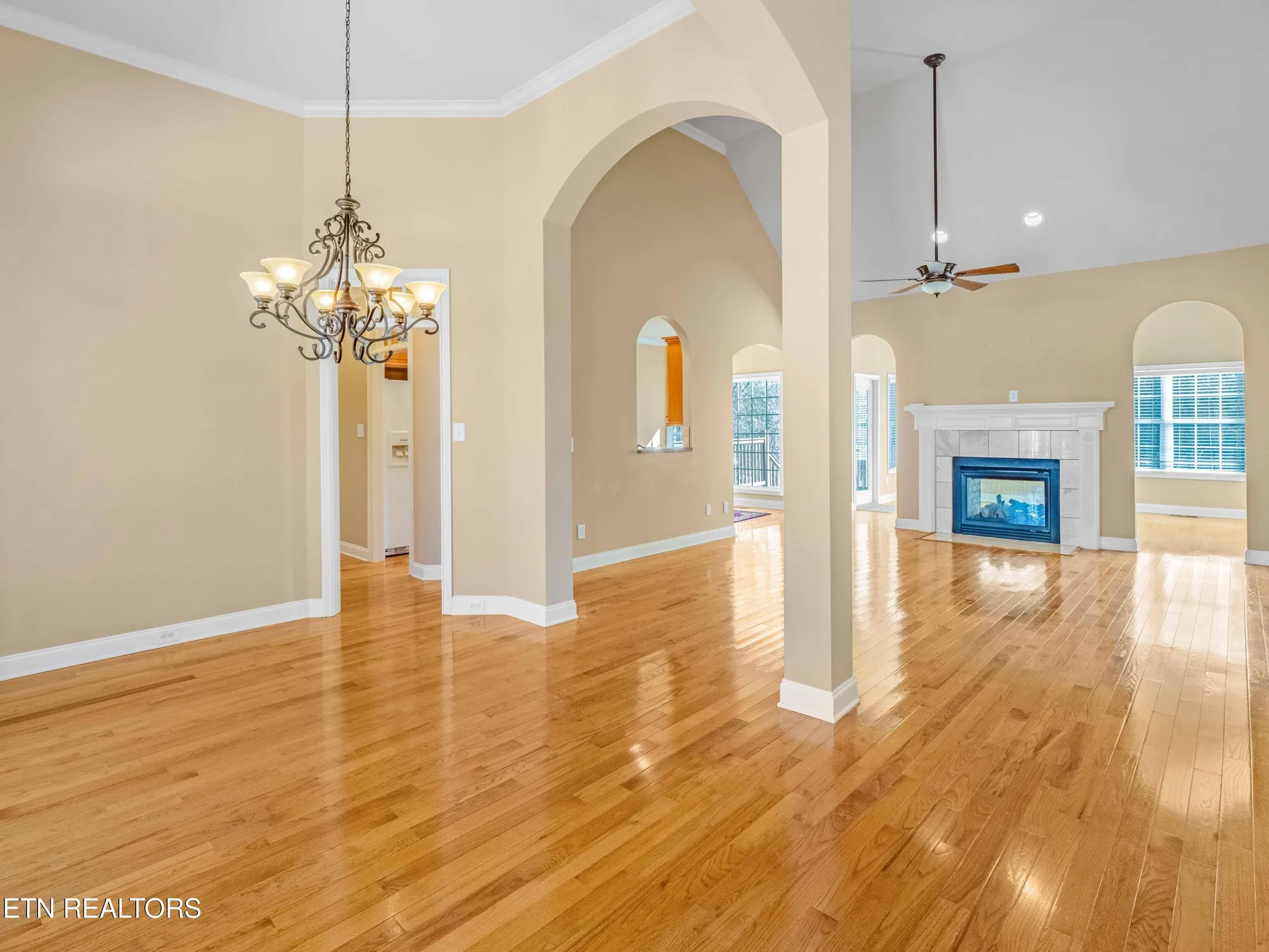 Property Slideshow image 5 of 31 | 110 yona way, Loudon, TN, 37774