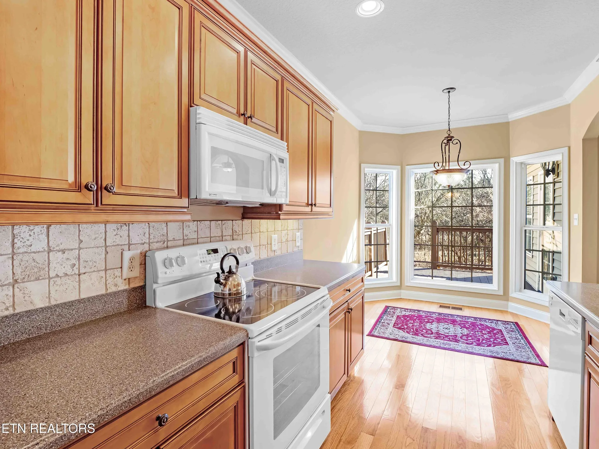 Property Slideshow image 12 of 31 | 110 yona way, Loudon, TN, 37774