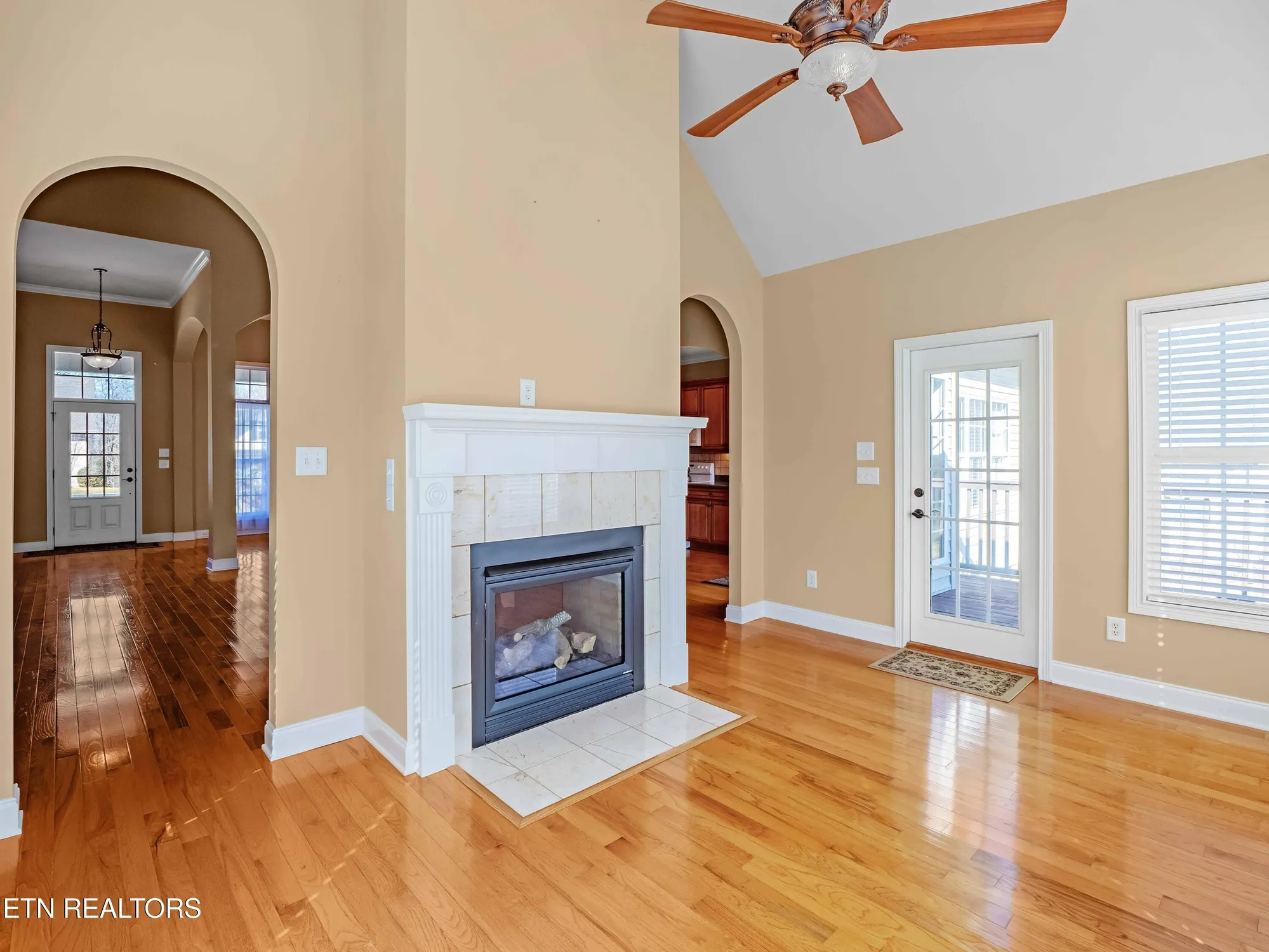 Property Slideshow image 15 of 31 | 110 yona way, Loudon, TN, 37774