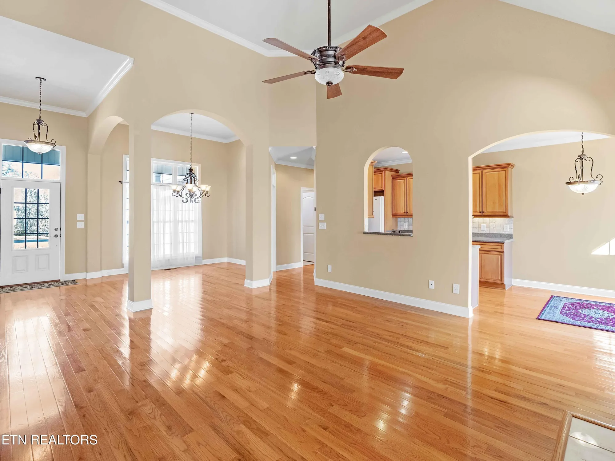 Property Slideshow image 8 of 31 | 110 yona way, Loudon, TN, 37774