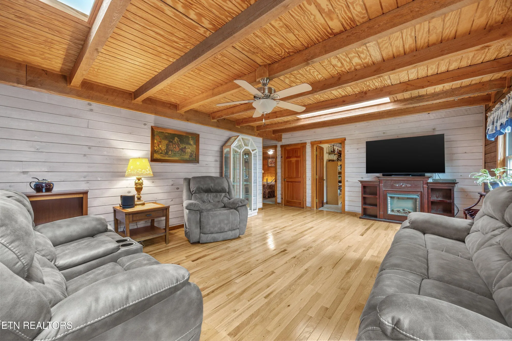 Property Slideshow image 19 of 61 | 16 bingham way, Crossville, TN, 38558