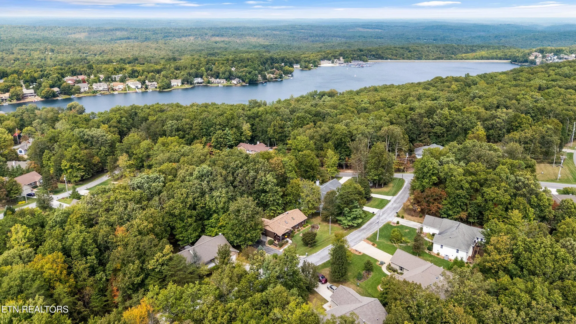 Property Slideshow image 36 of 61 | 16 bingham way, Crossville, TN, 38558