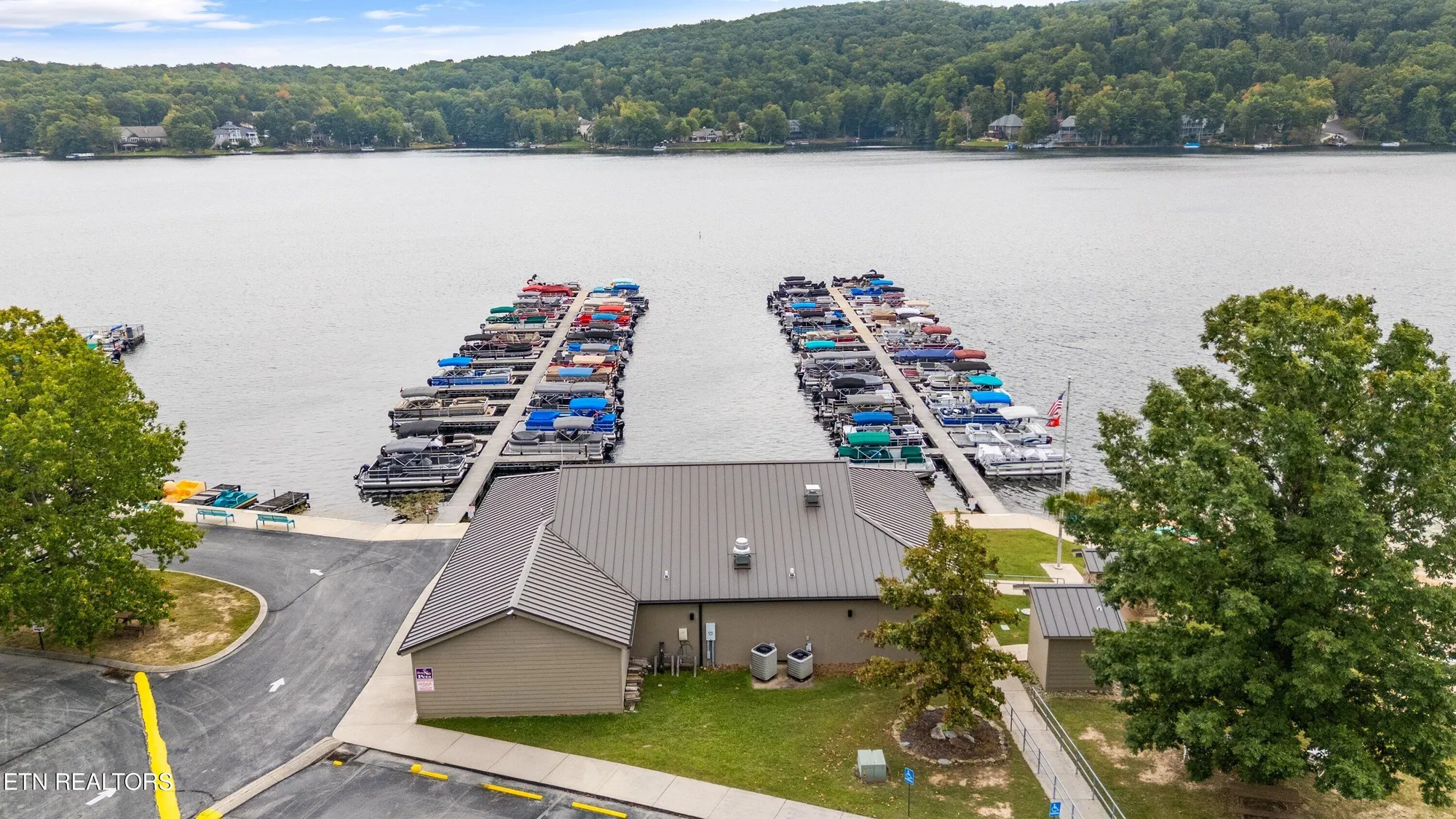 Property Slideshow image 48 of 61 | 16 bingham way, Crossville, TN, 38558