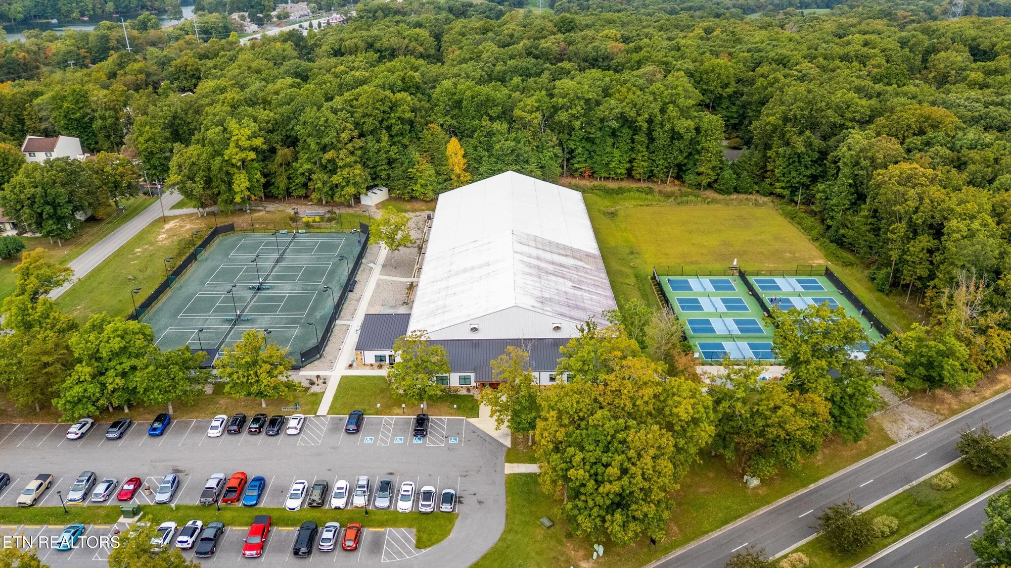 Property Slideshow image 57 of 61 | 16 bingham way, Crossville, TN, 38558