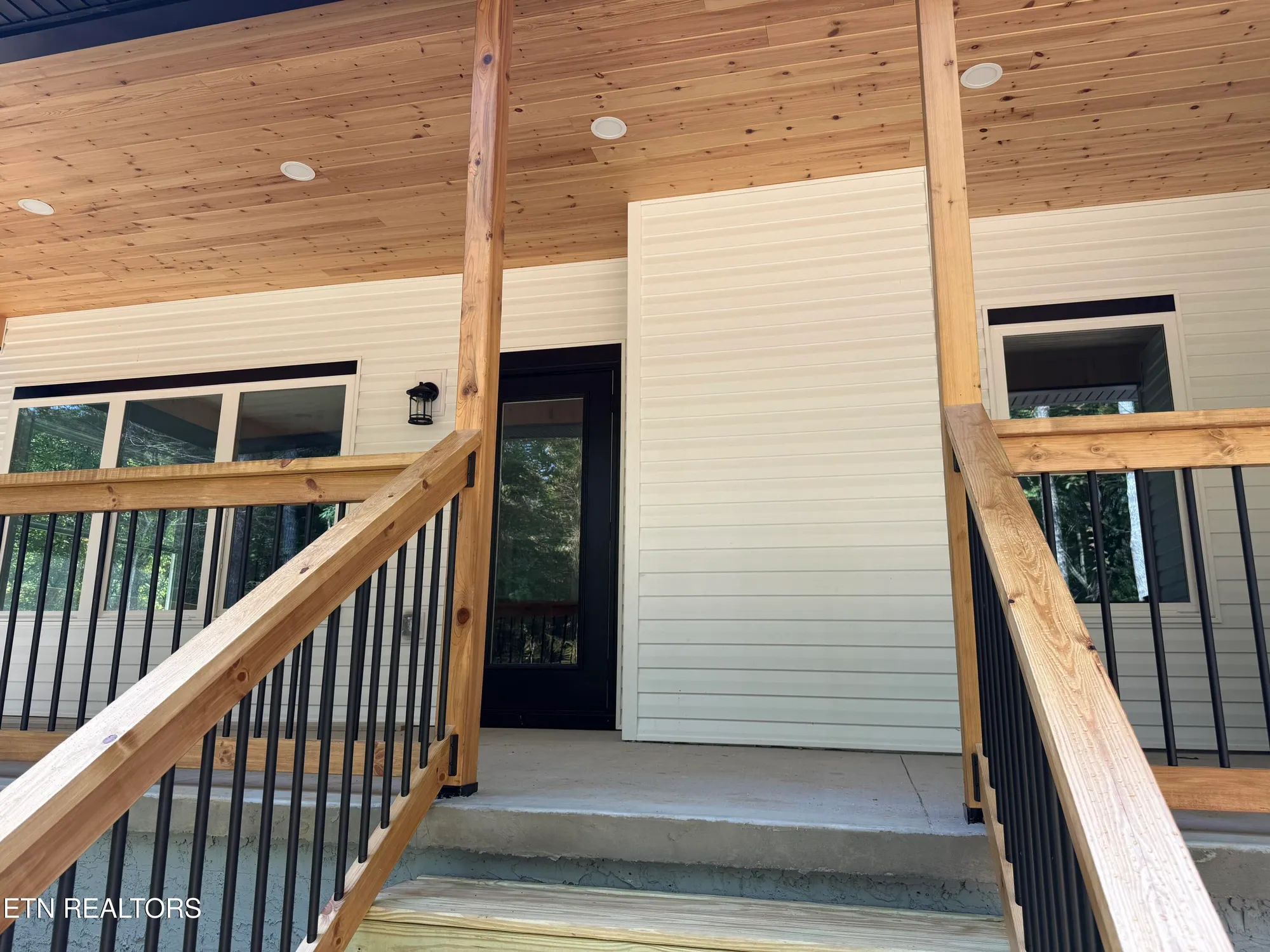 Property Slideshow image 25 of 30 | 141 windsor rd, Crossville, TN, 38558