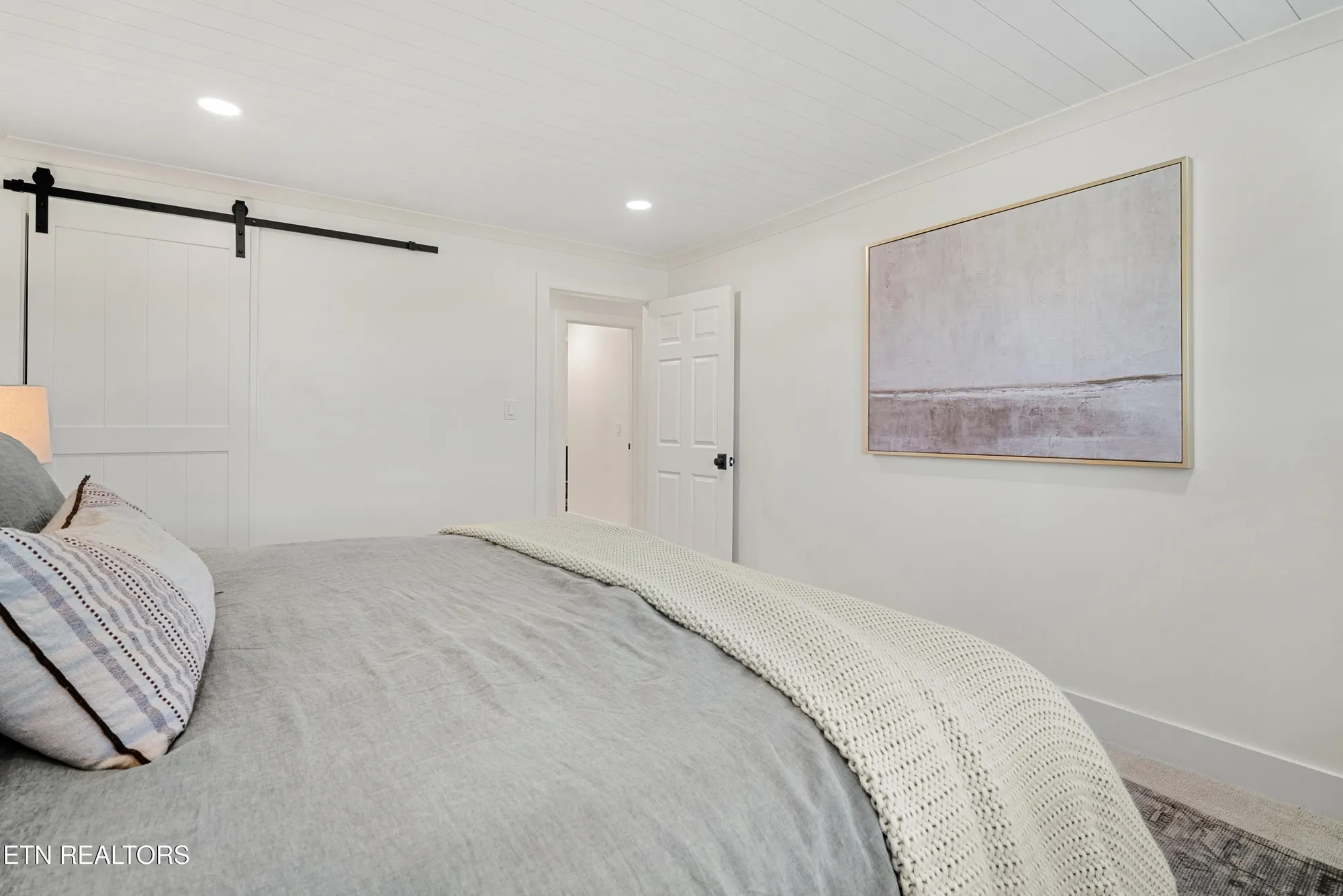 Property Slideshow image 45 of 59 | 211 osprey cir, Vonore, TN, 37885