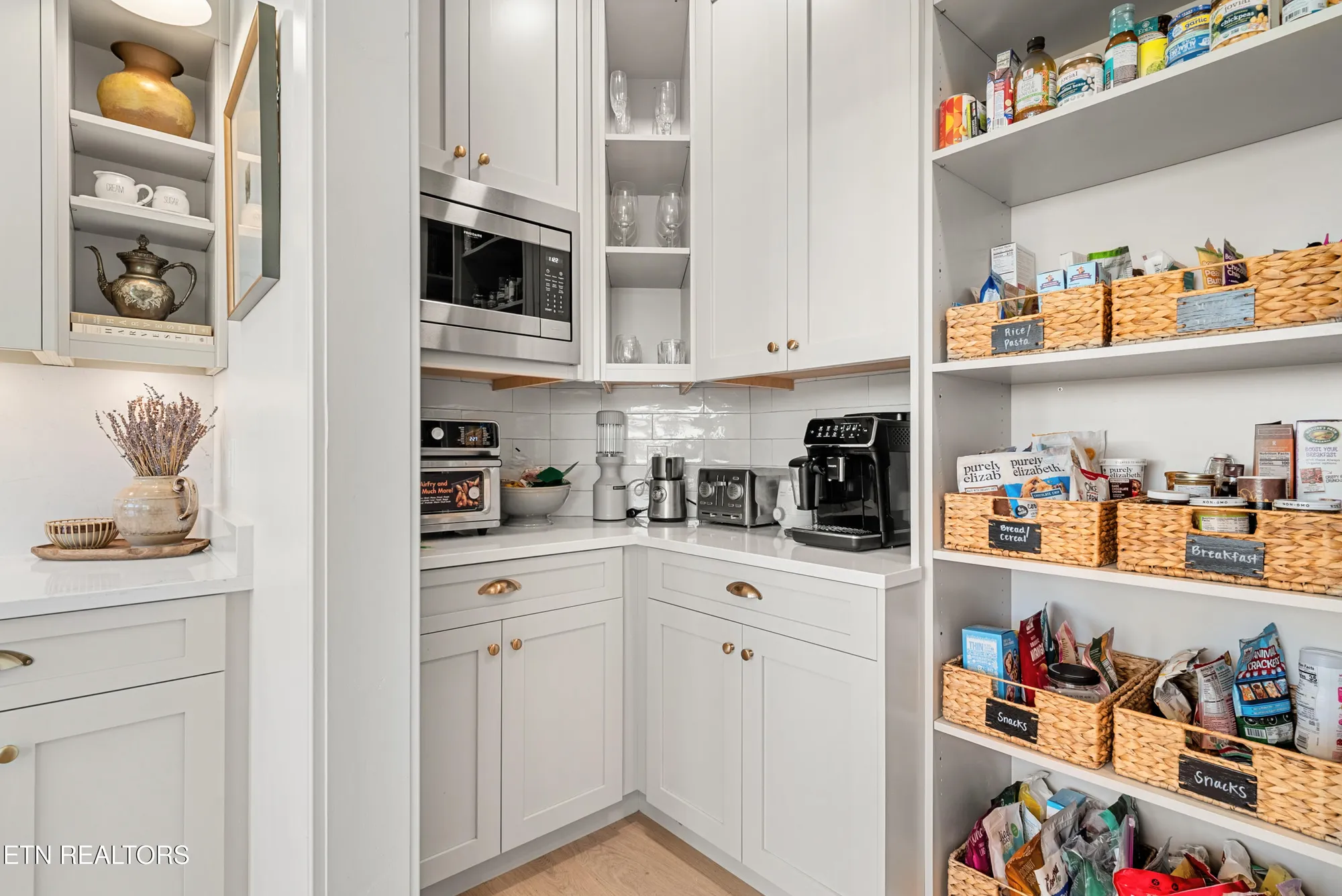 Property Slideshow image 26 of 59 | 211 osprey cir, Vonore, TN, 37885