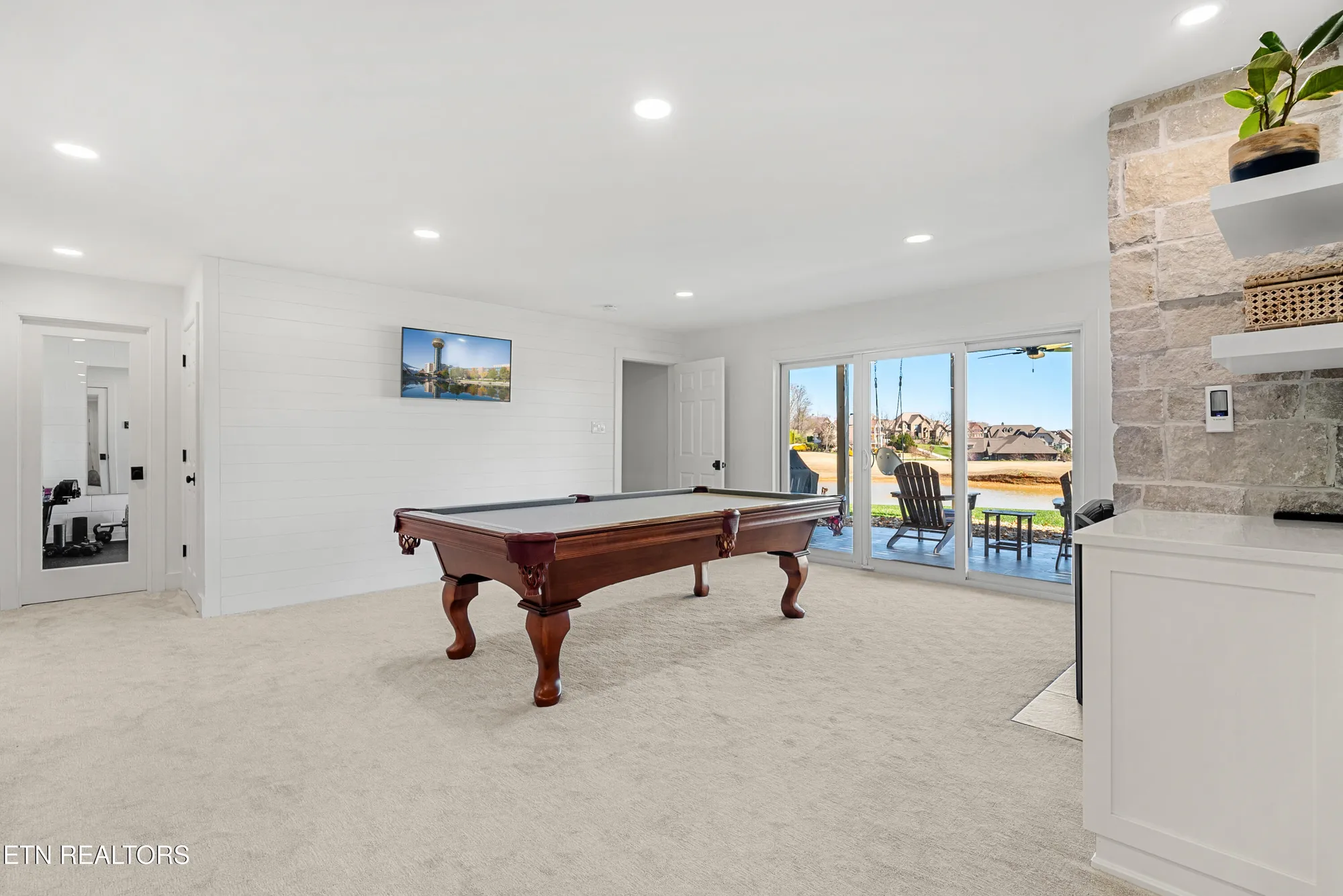 Property Slideshow image 40 of 59 | 211 osprey cir, Vonore, TN, 37885