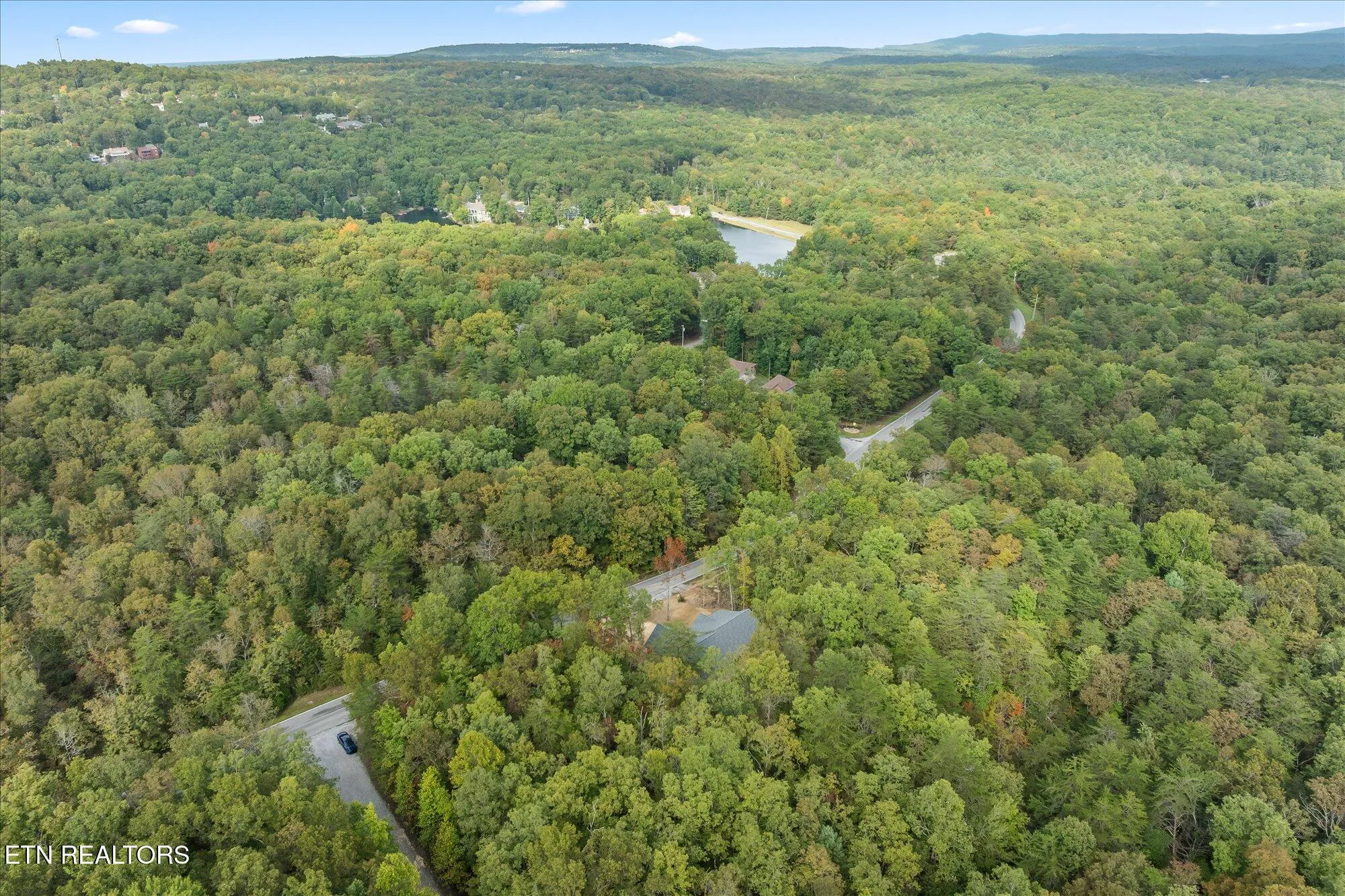 Property Slideshow image 37 of 39 | 440 saint george dr, Crossville, TN, 38558