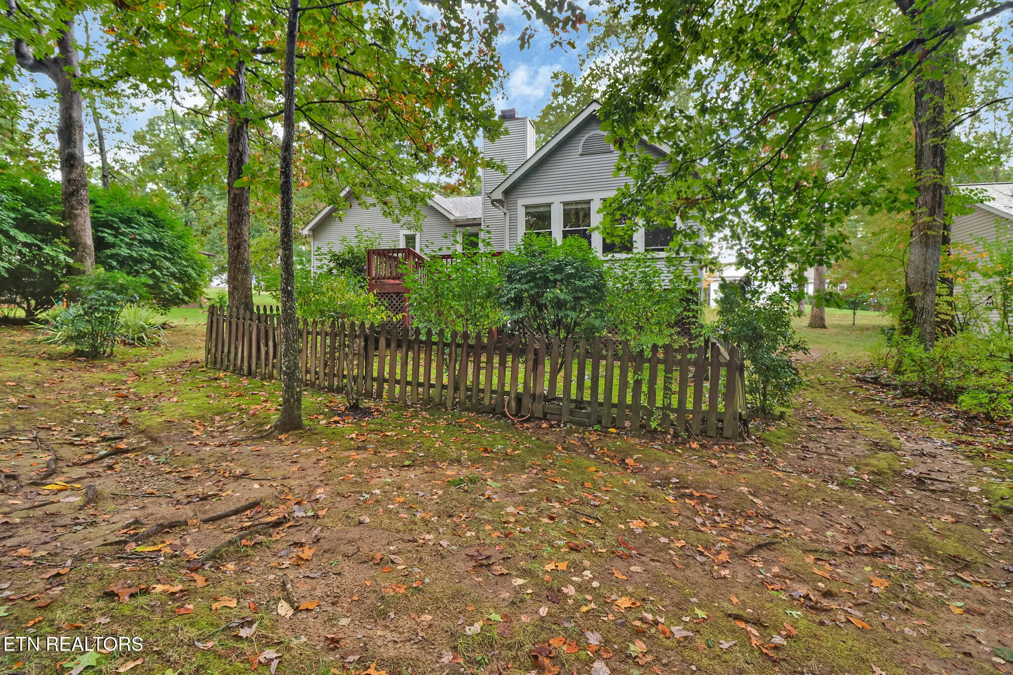 Property Slideshow image 27 of 31 | 132 cromwell ln, Crossville, TN, 38558