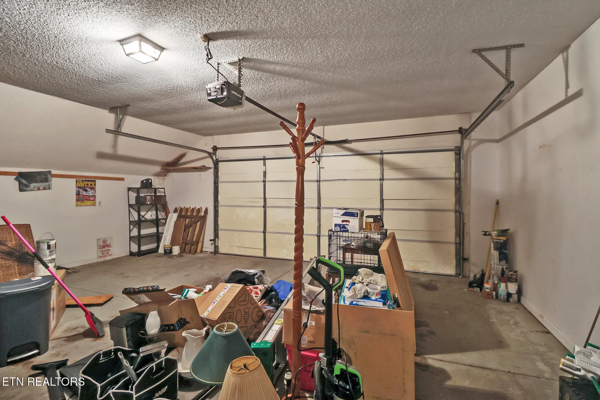 Property Slideshow image 23 of 31 | 132 cromwell ln, Crossville, TN, 38558