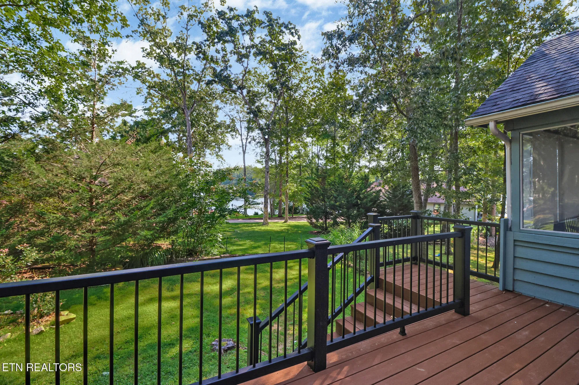 Property Slideshow image 37 of 46 | 123 lakeview dr, Crossville, TN, 38558