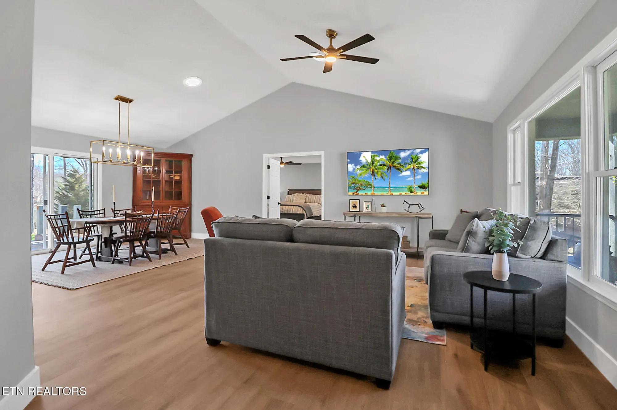 Property Slideshow image 6 of 46 | 123 lakeview dr, Crossville, TN, 38558