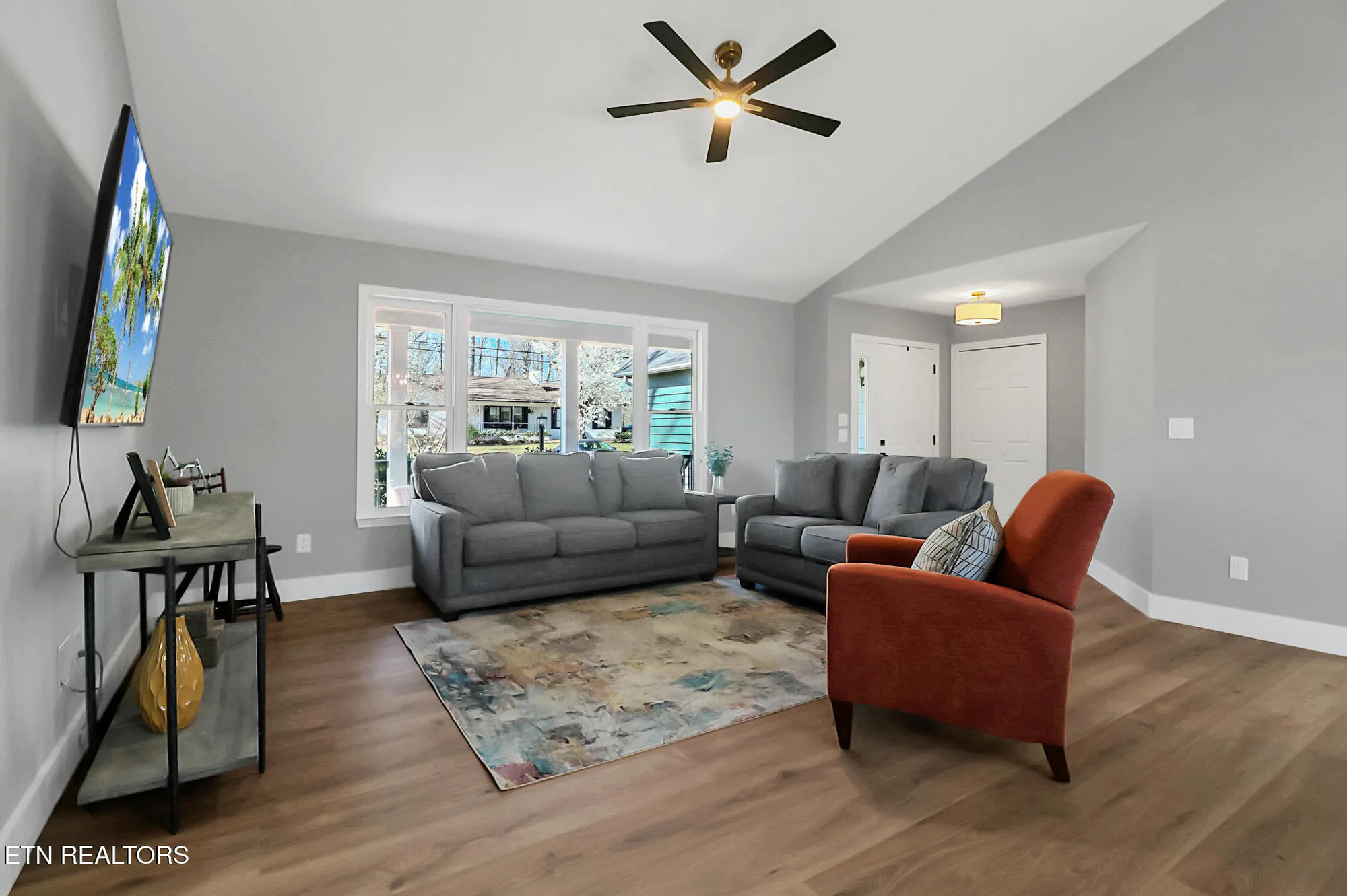 Property Slideshow image 10 of 46 | 123 lakeview dr, Crossville, TN, 38558