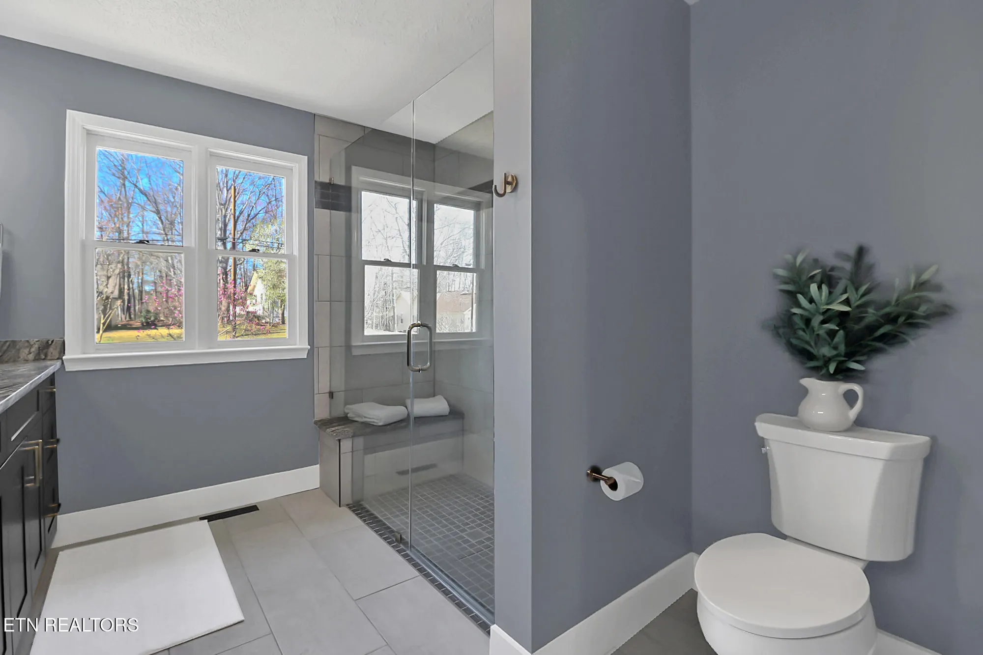 Property Slideshow image 23 of 46 | 123 lakeview dr, Crossville, TN, 38558