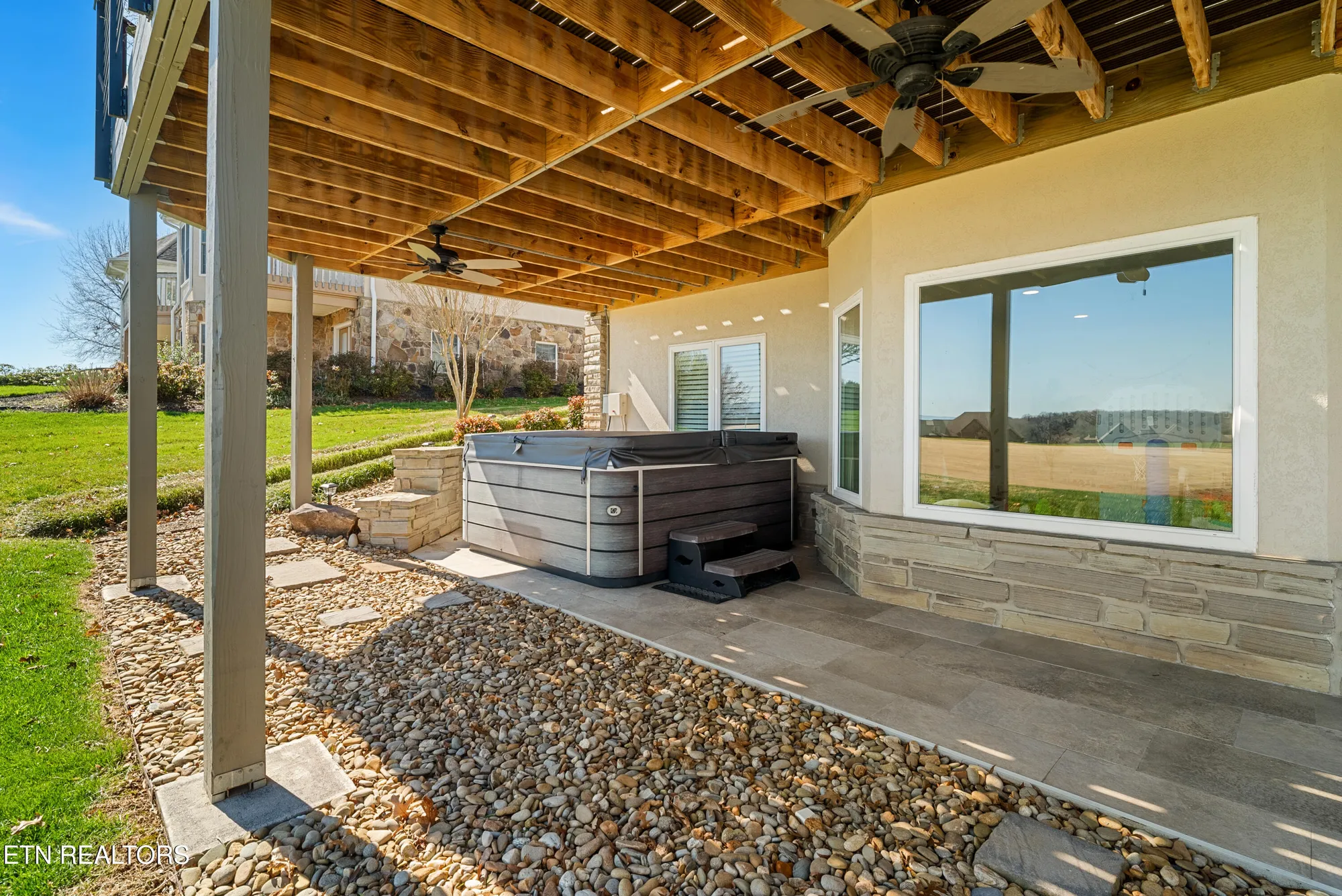 Property Slideshow image 55 of 59 | 211 osprey cir, Vonore, TN, 37885