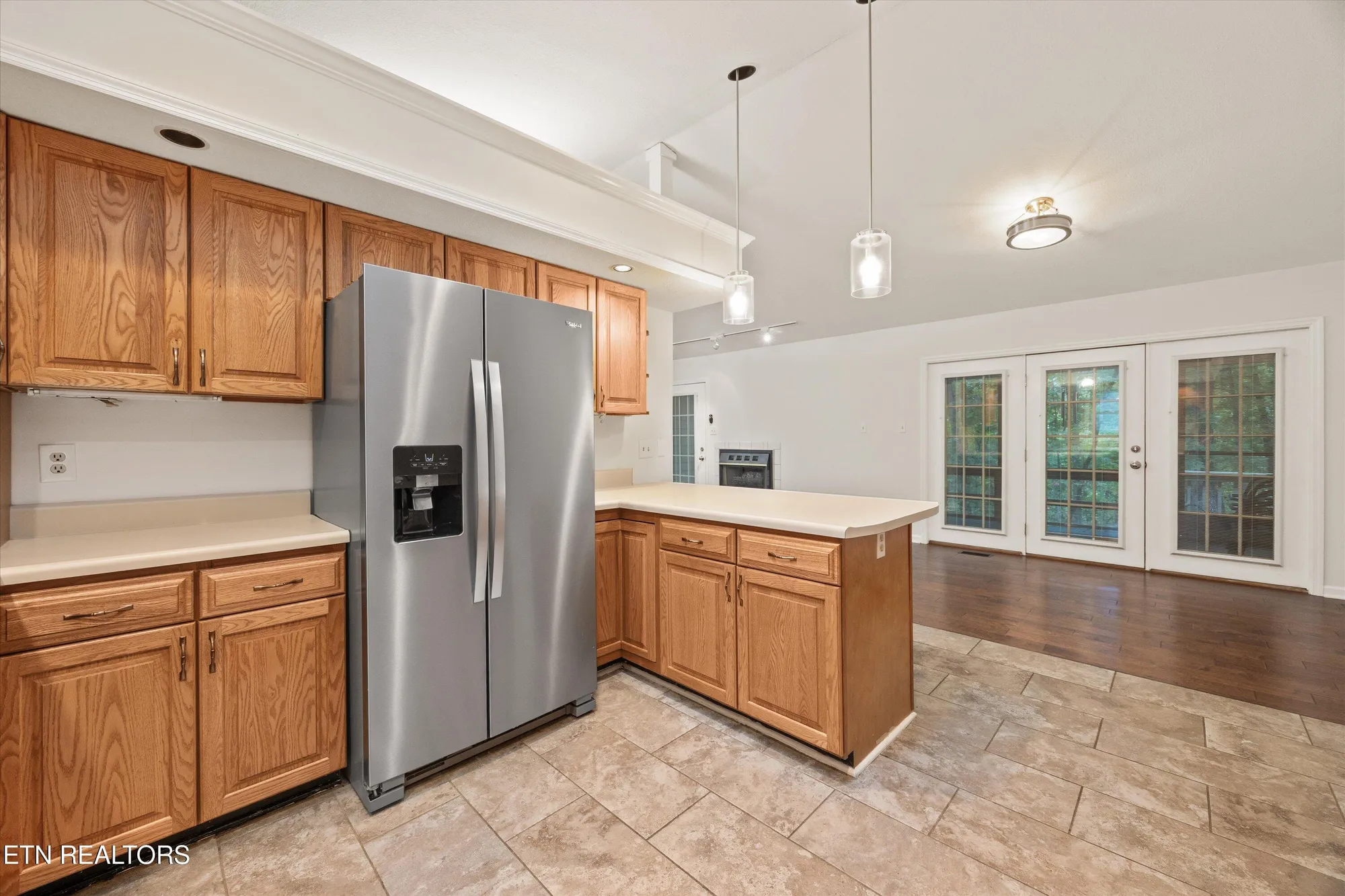 Property Slideshow image 12 of 29 | 137 kawatuska way, Loudon, TN, 37774