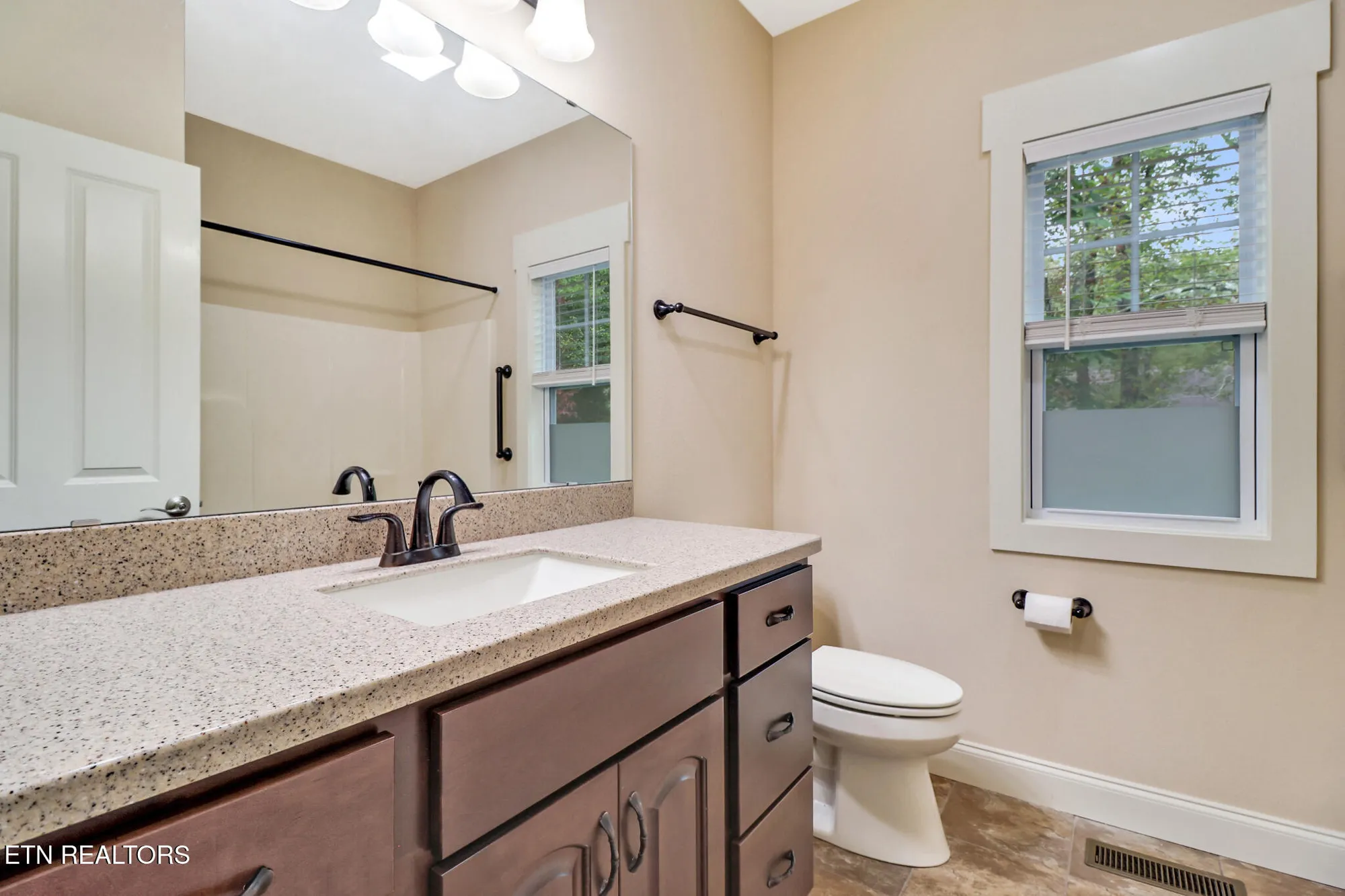 Property Slideshow image 28 of 43 | 247 thrushwood dr, Crossville, TN, 38558