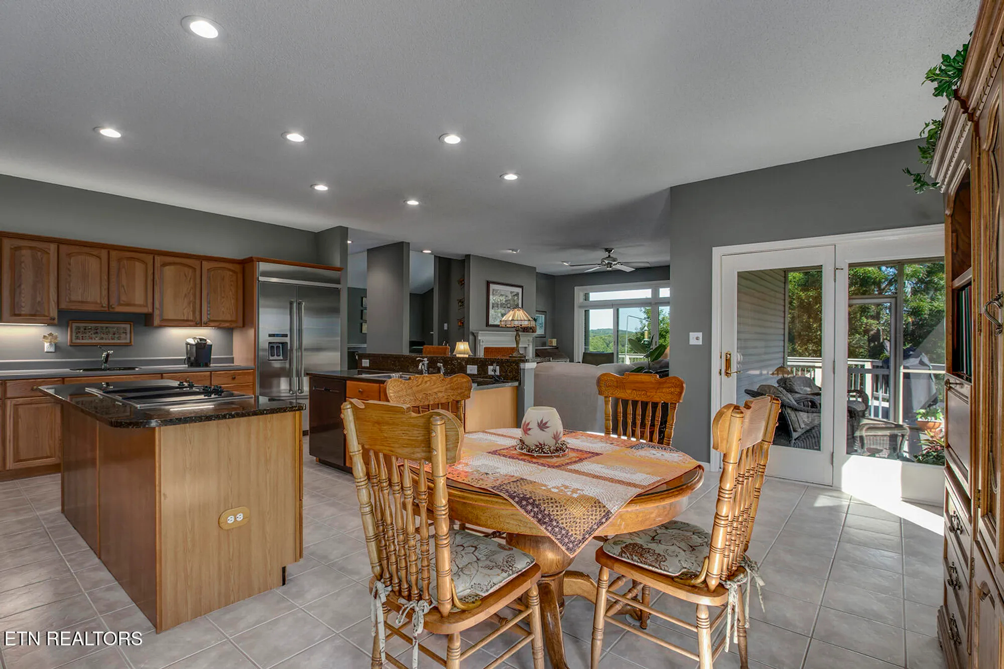 Property Slideshow image 23 of 62 | 410 catoosa ln, Loudon, TN, 37774