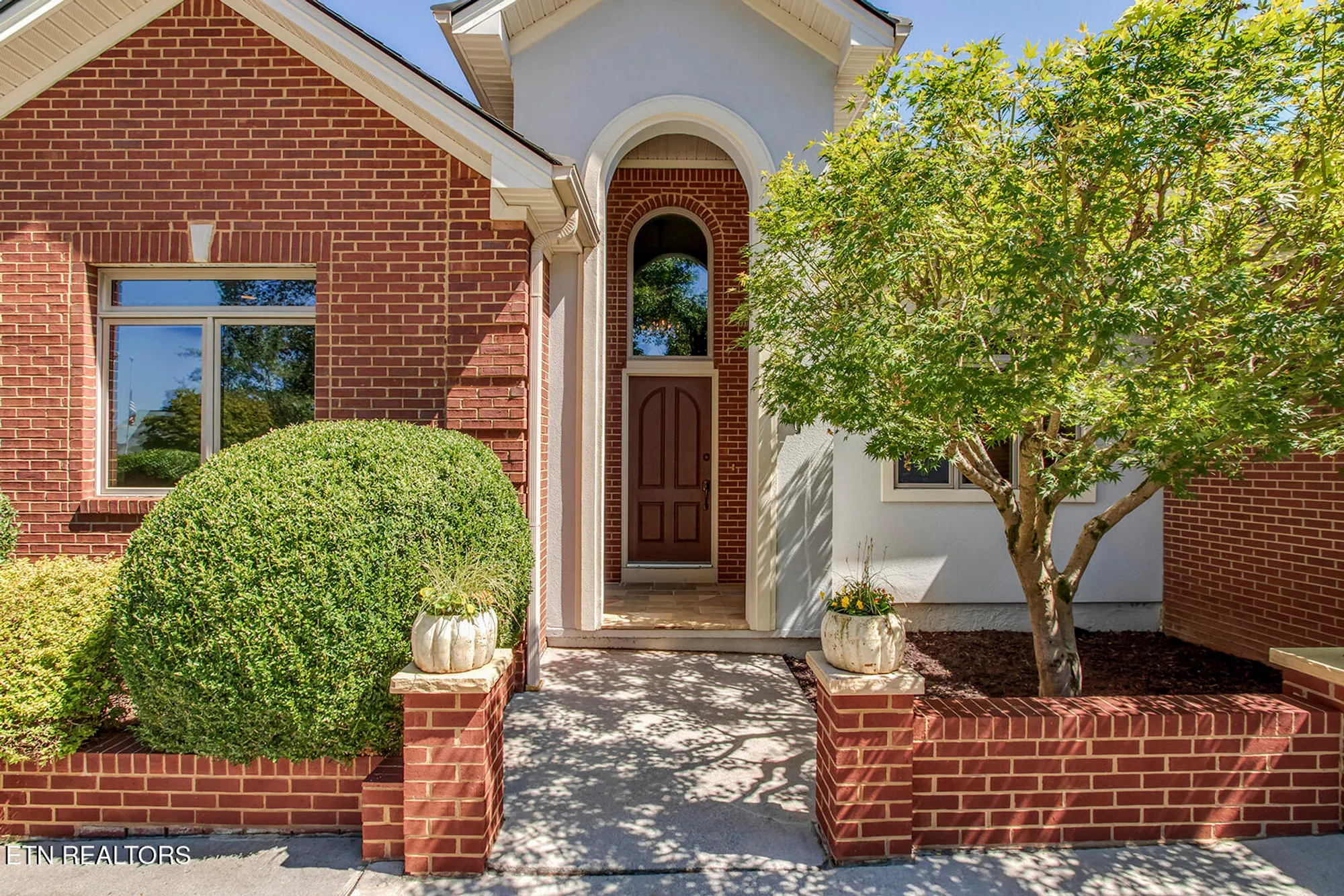 Property Slideshow image 4 of 62 | 410 catoosa ln, Loudon, TN, 37774