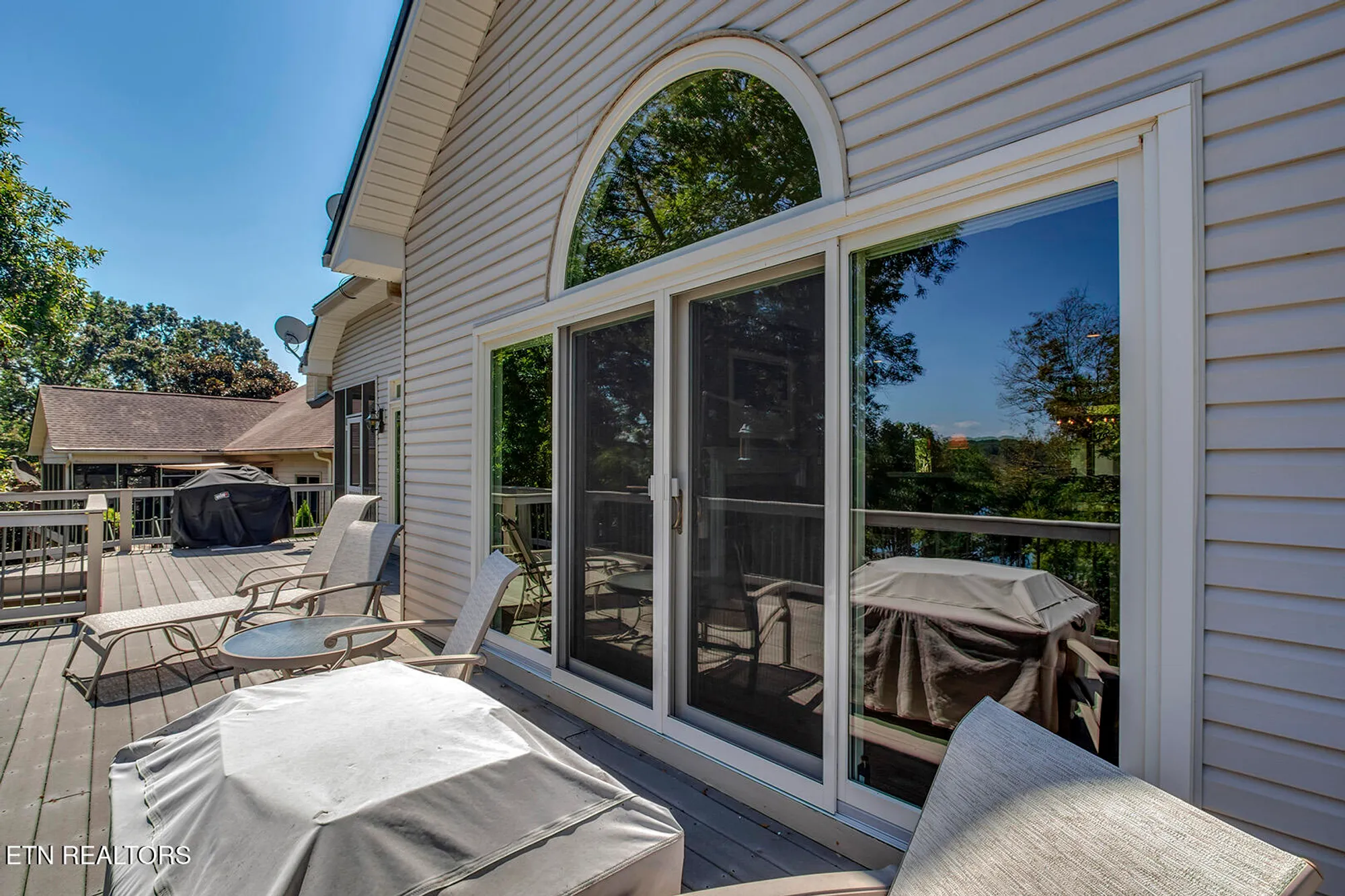 Property Slideshow image 9 of 62 | 410 catoosa ln, Loudon, TN, 37774