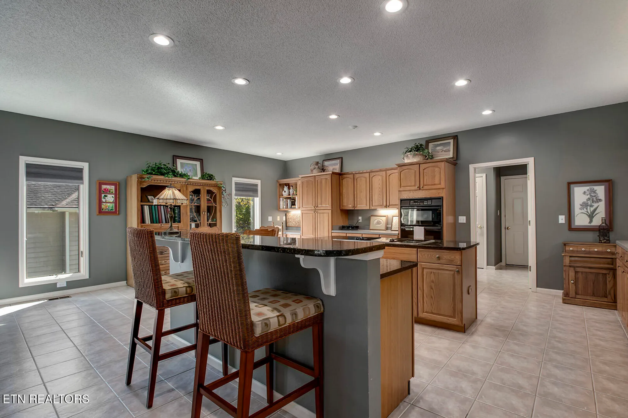 Property Slideshow image 16 of 62 | 410 catoosa ln, Loudon, TN, 37774