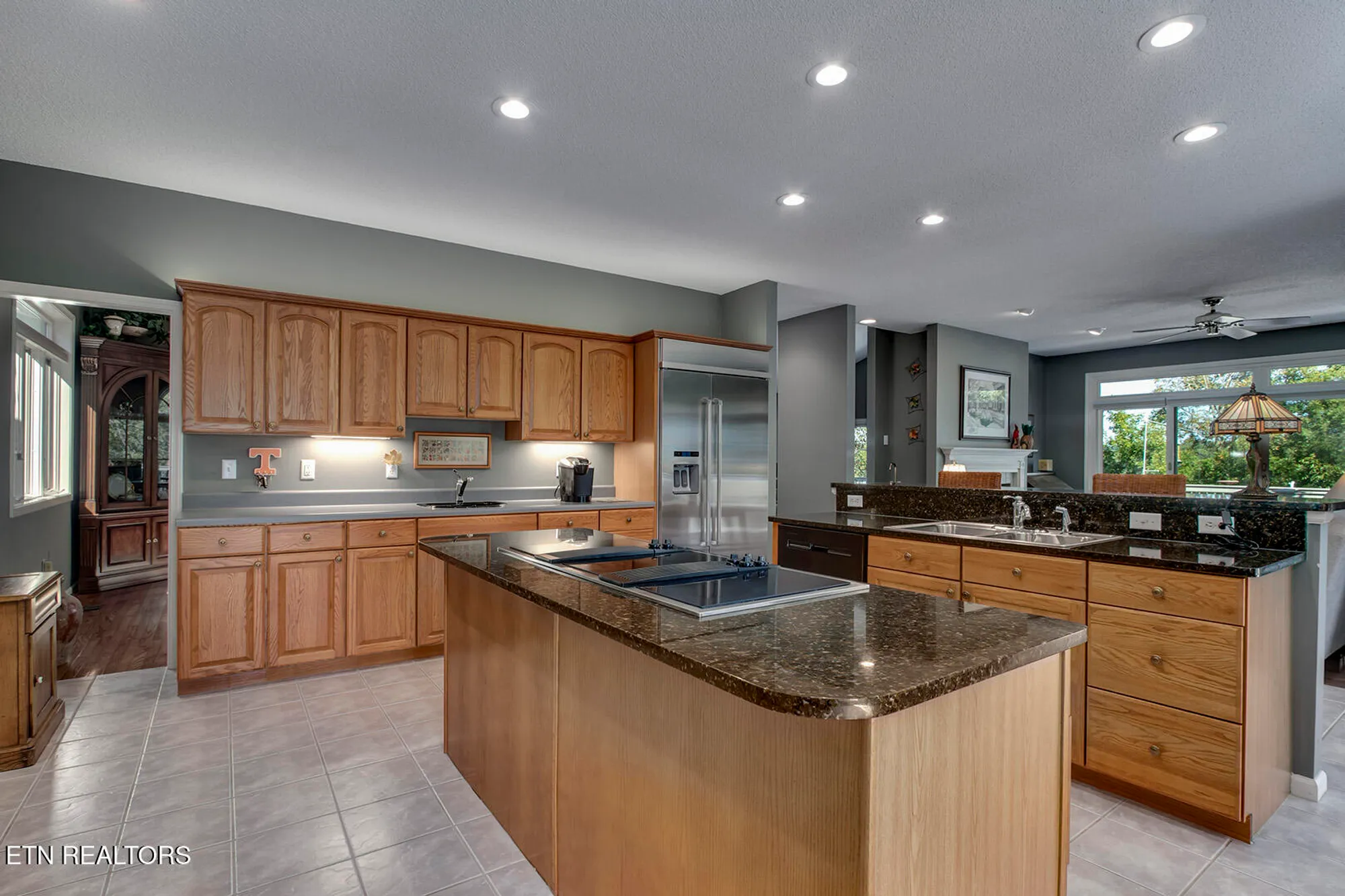 Property Slideshow image 17 of 62 | 410 catoosa ln, Loudon, TN, 37774